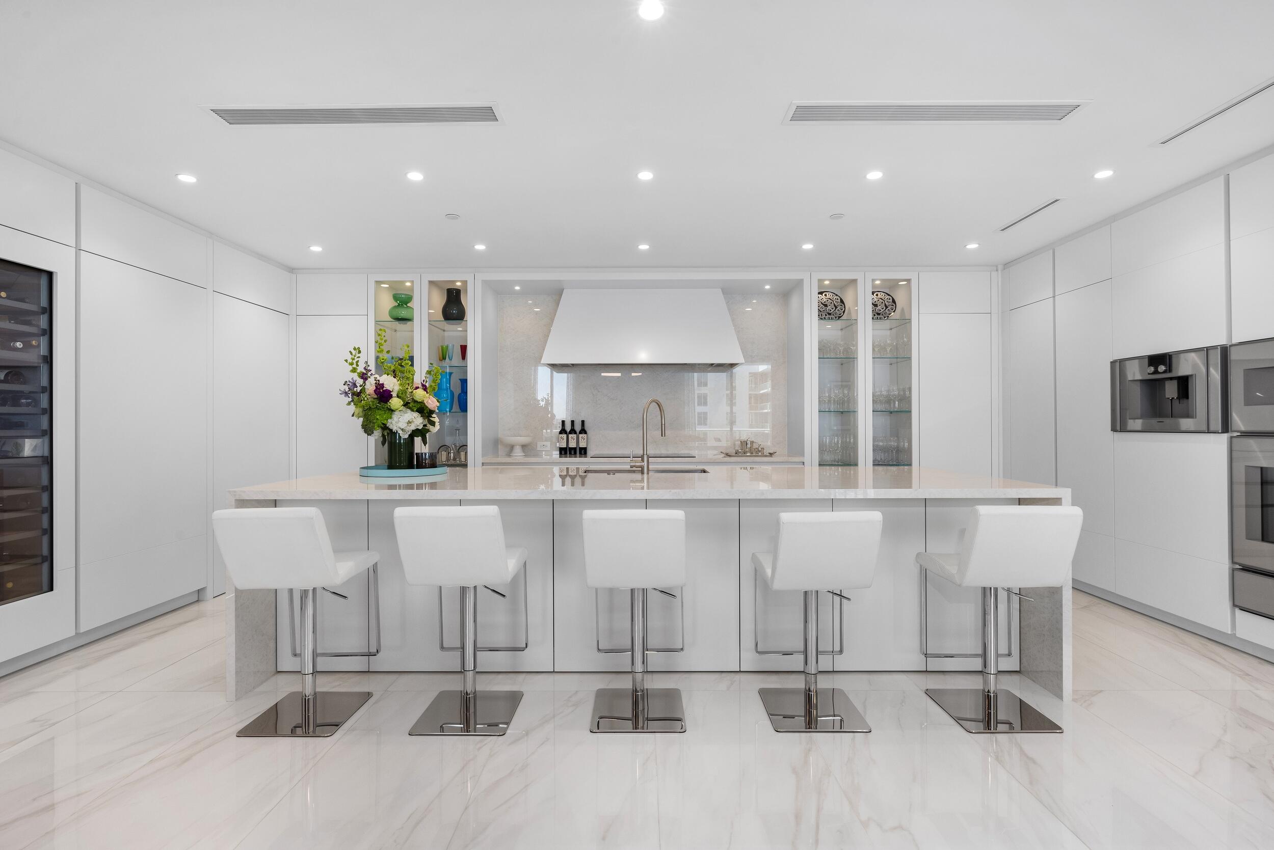 210 SE Mizner #703, Boca Raton FL 33432