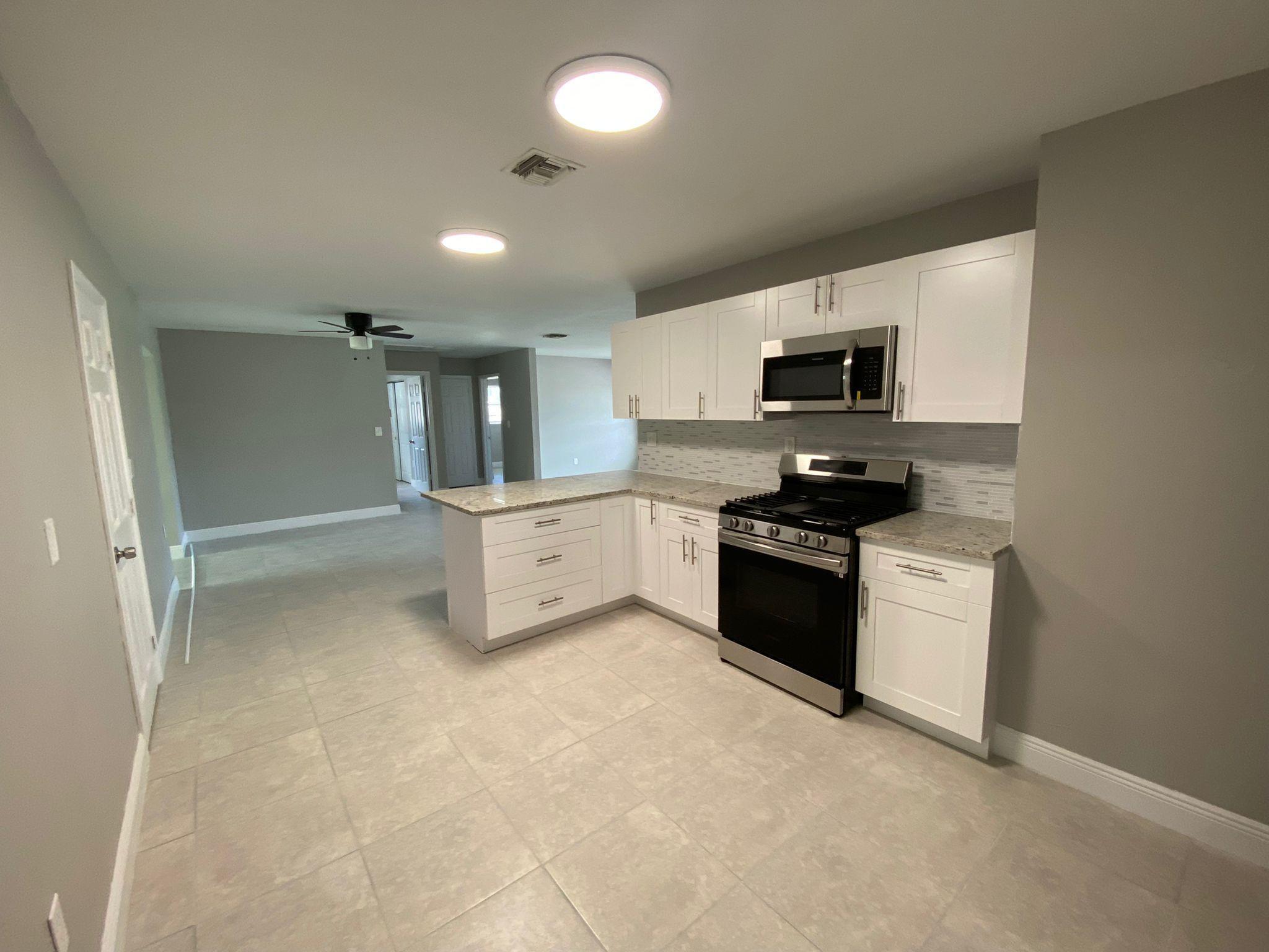 9121 Bamboo, Palm Beach Gardens FL 33410