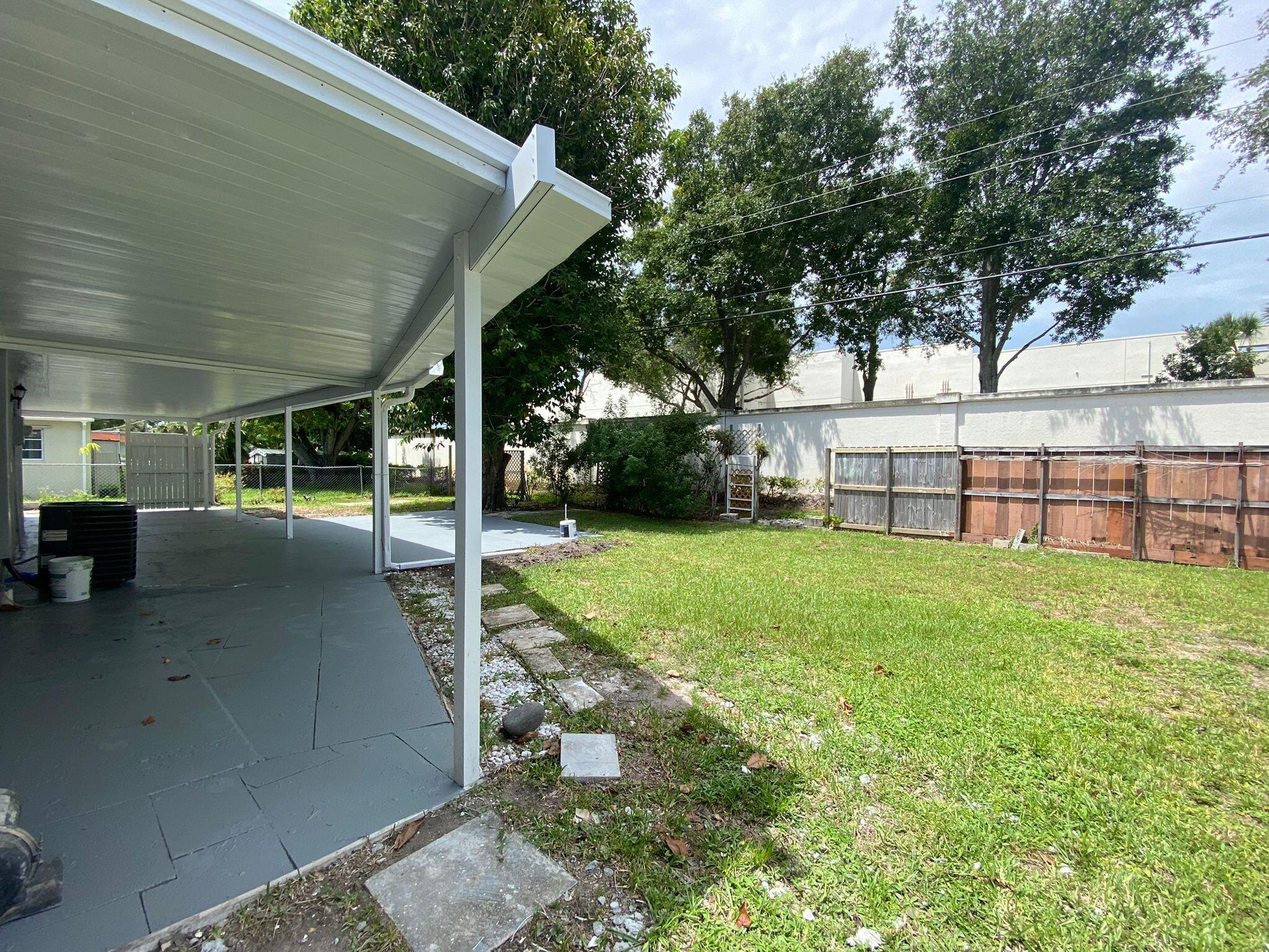 9121 Bamboo, Palm Beach Gardens FL 33410