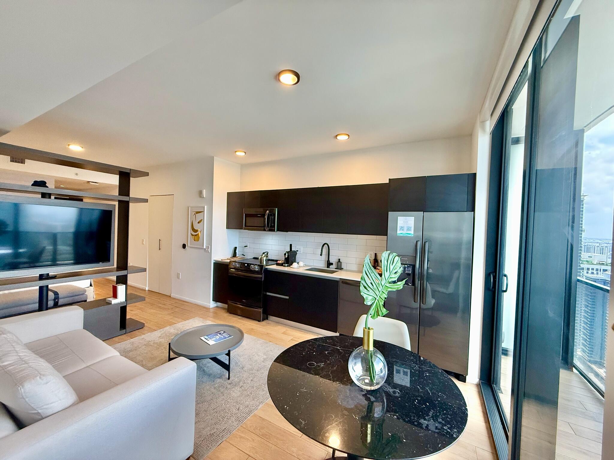 398 NE 5th #3907, Miami FL 33132