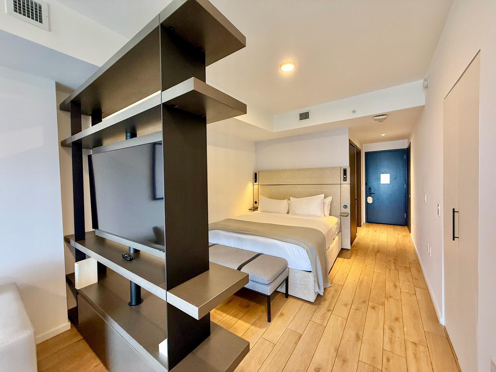 398 NE 5th #3907, Miami FL 33132
