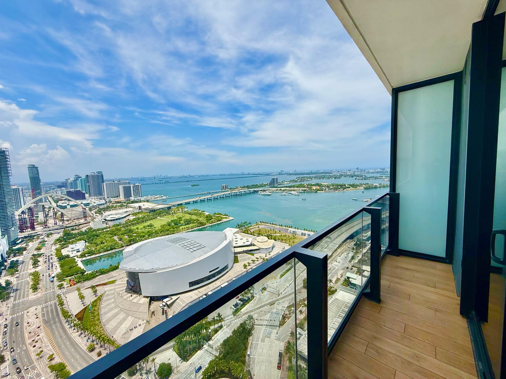398 NE 5th #3907, Miami FL 33132