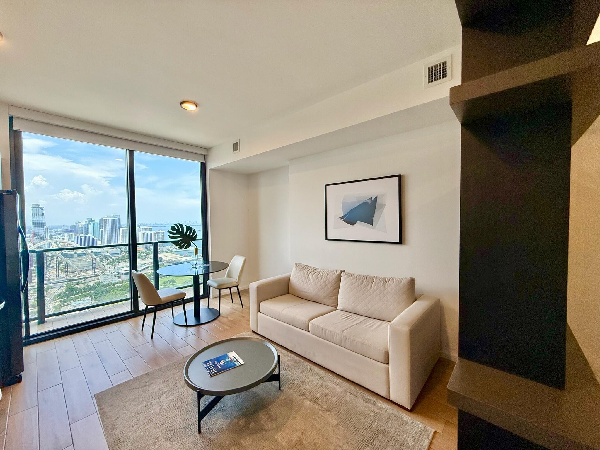 398 NE 5th #3907, Miami FL 33132