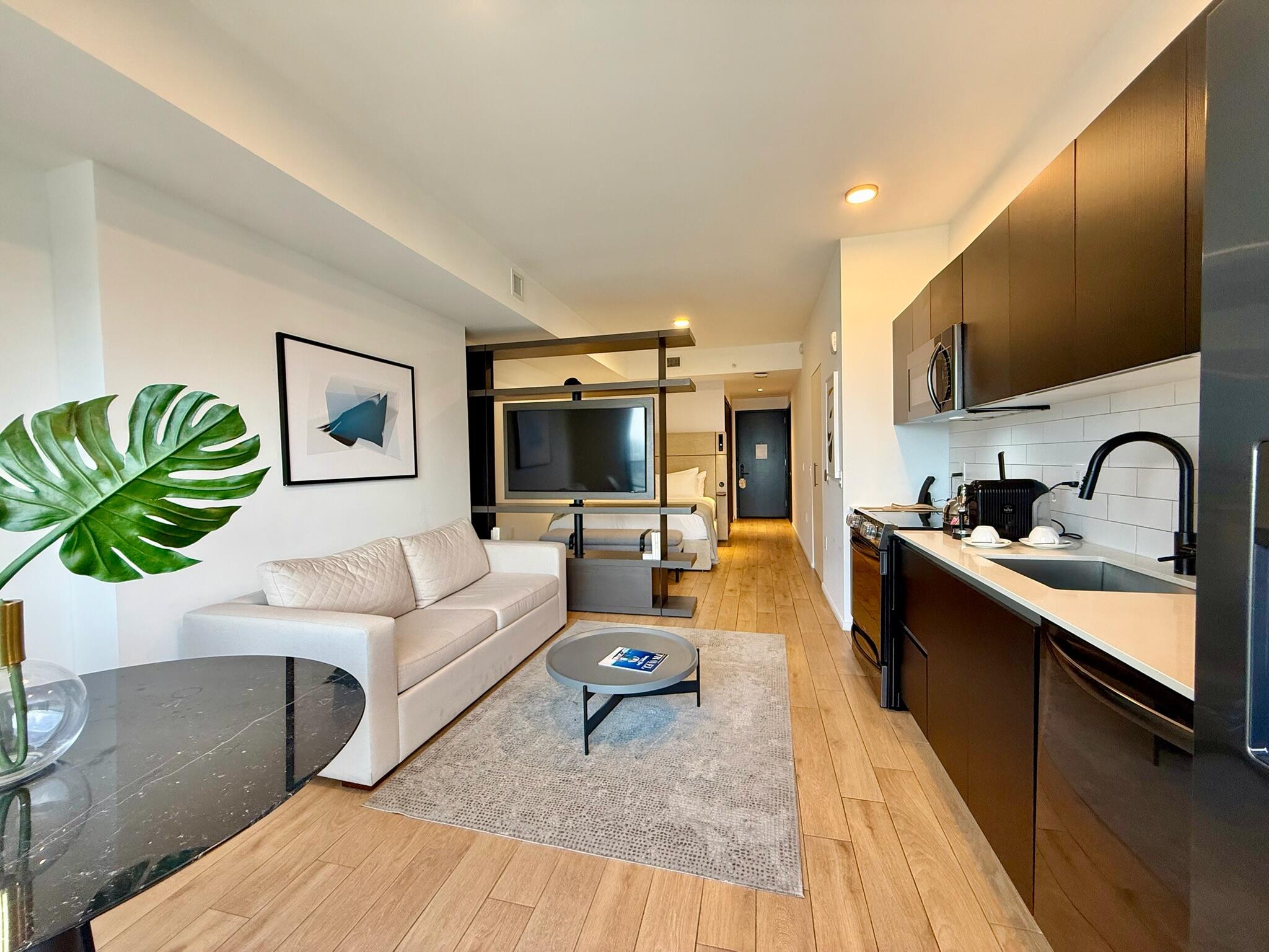 398 NE 5th #3907, Miami FL 33132