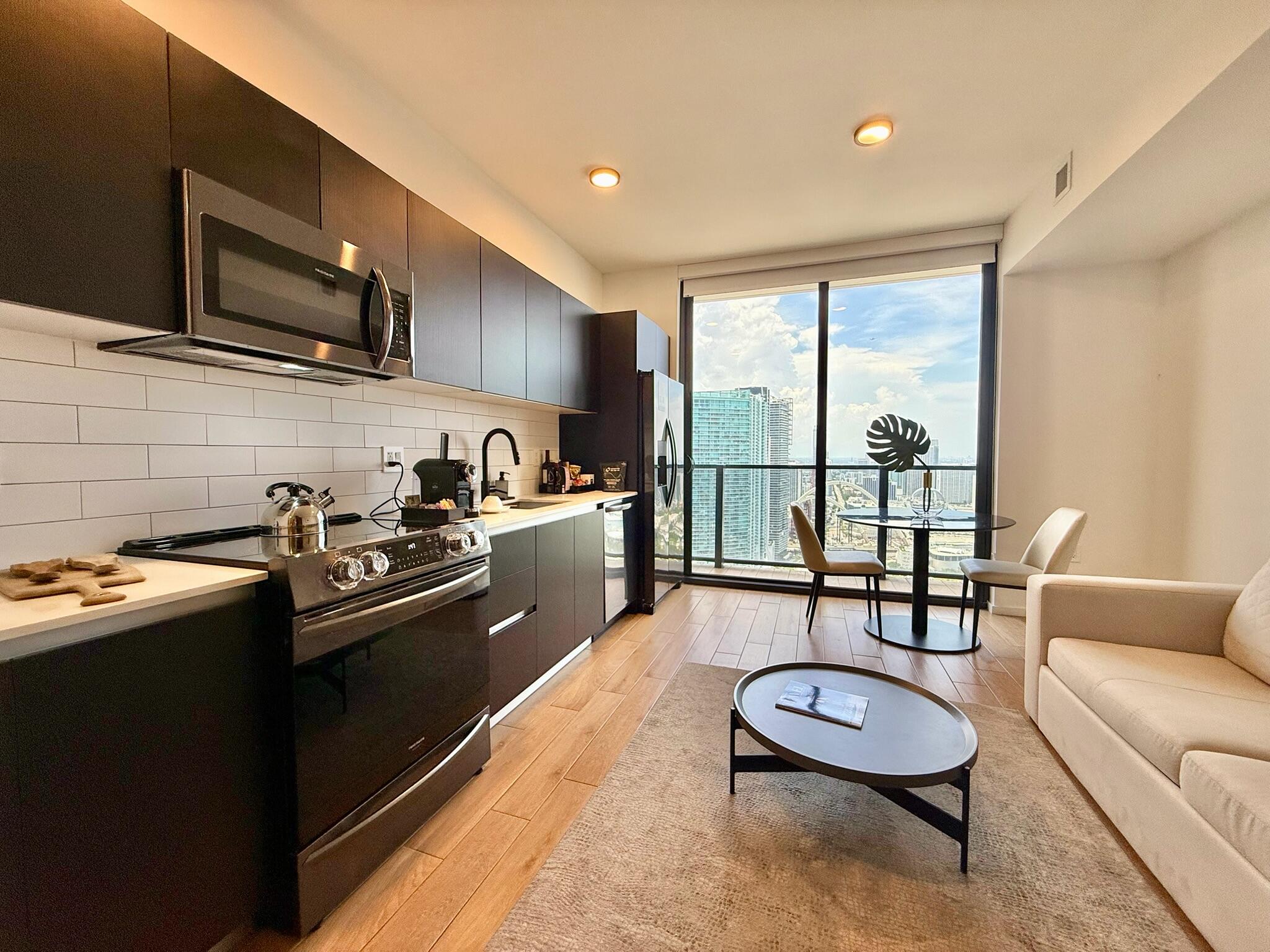 398 NE 5th #3907, Miami FL 33132