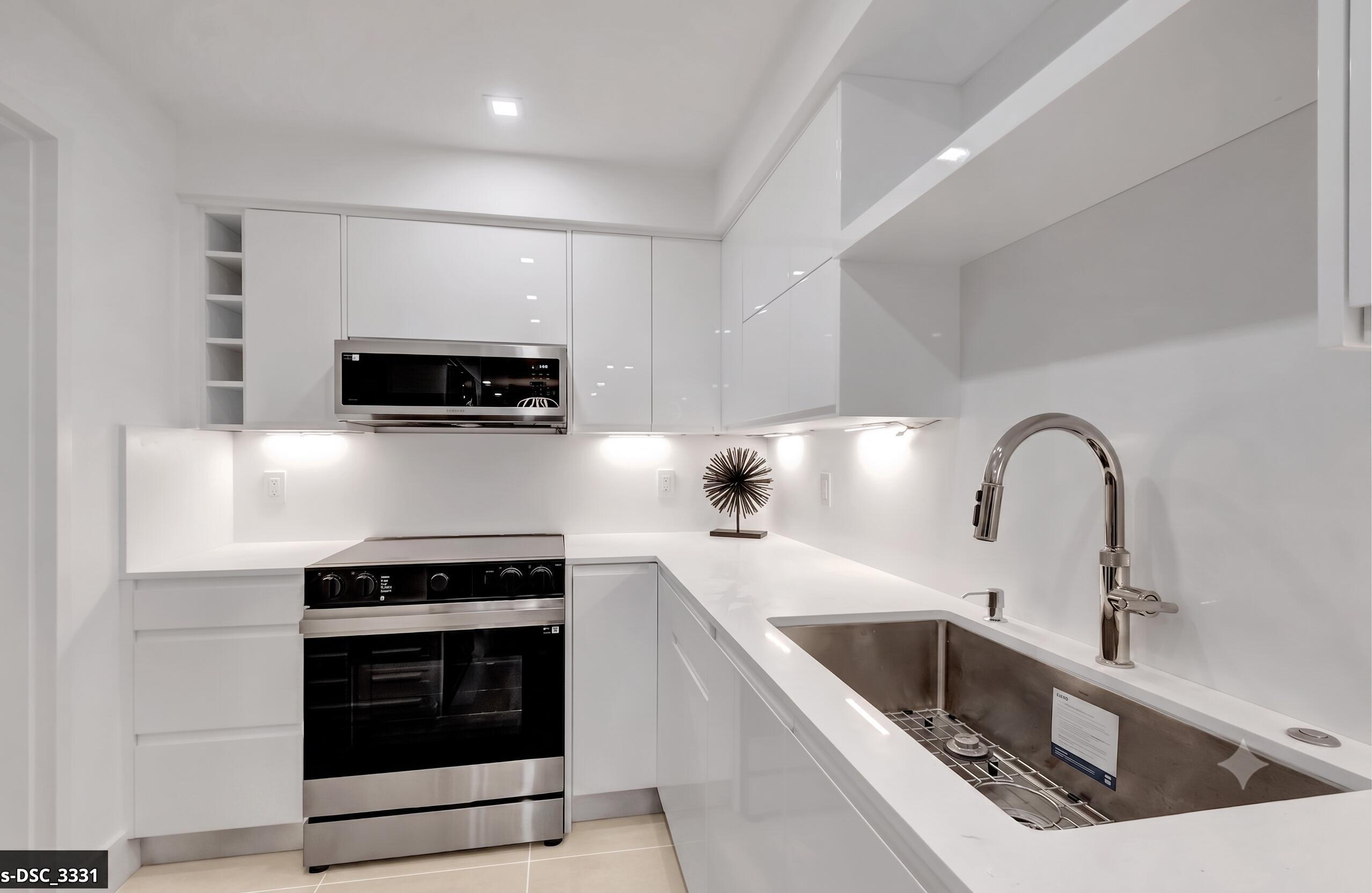 6797 Willow Wood #6056, Boca Raton FL 33434