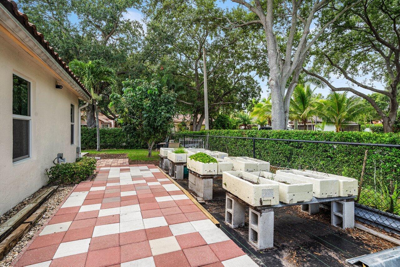 5563 NW 41st, Coconut Creek FL 33073