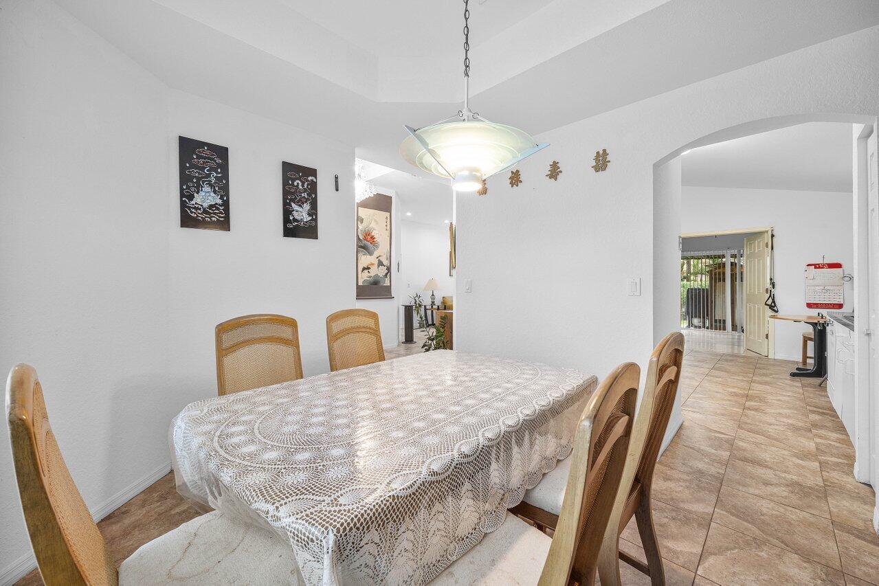 5563 NW 41st, Coconut Creek FL 33073