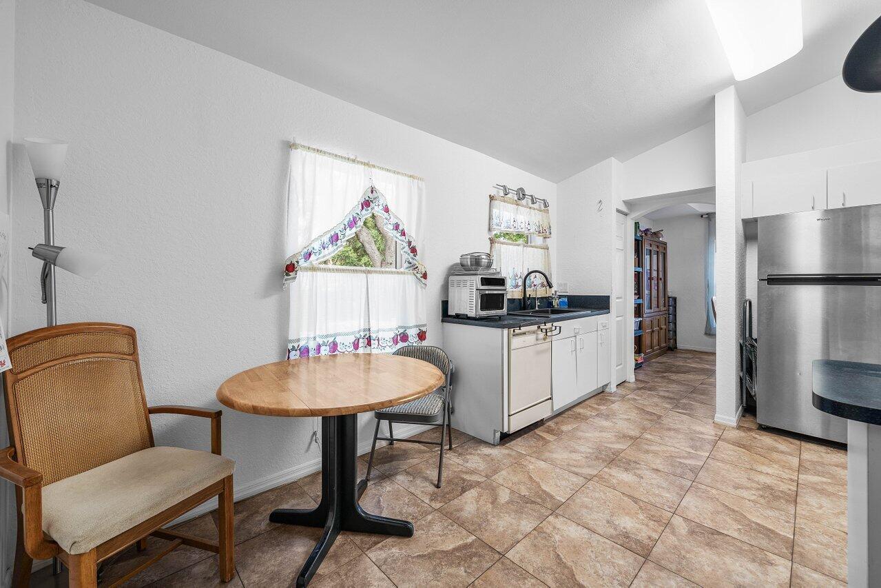 5563 NW 41st, Coconut Creek FL 33073
