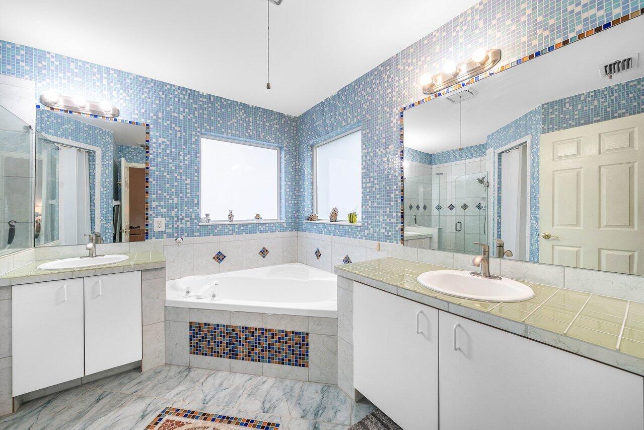 5563 NW 41st, Coconut Creek FL 33073