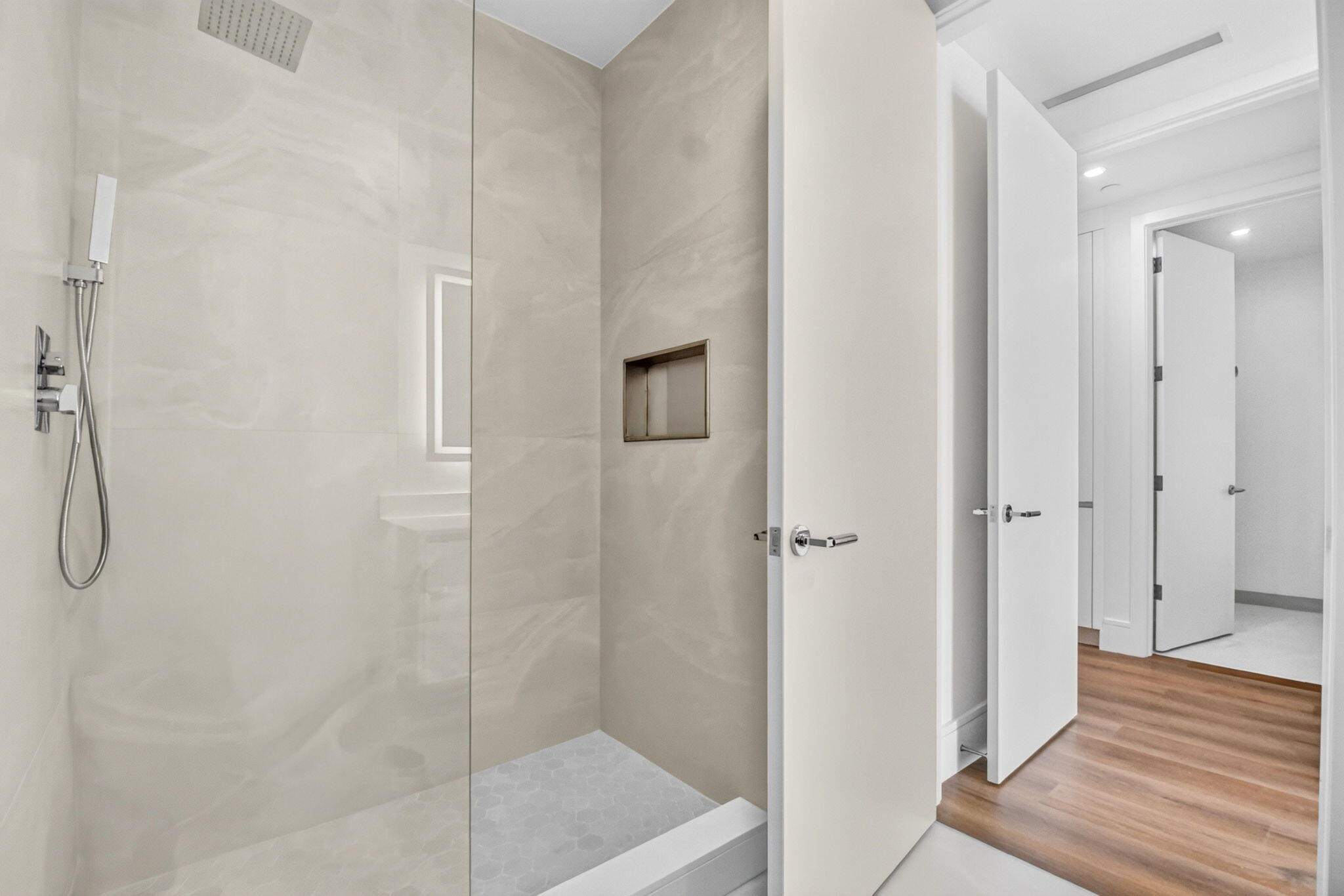 220 Lake Shore #1506, Lake Park FL 33403