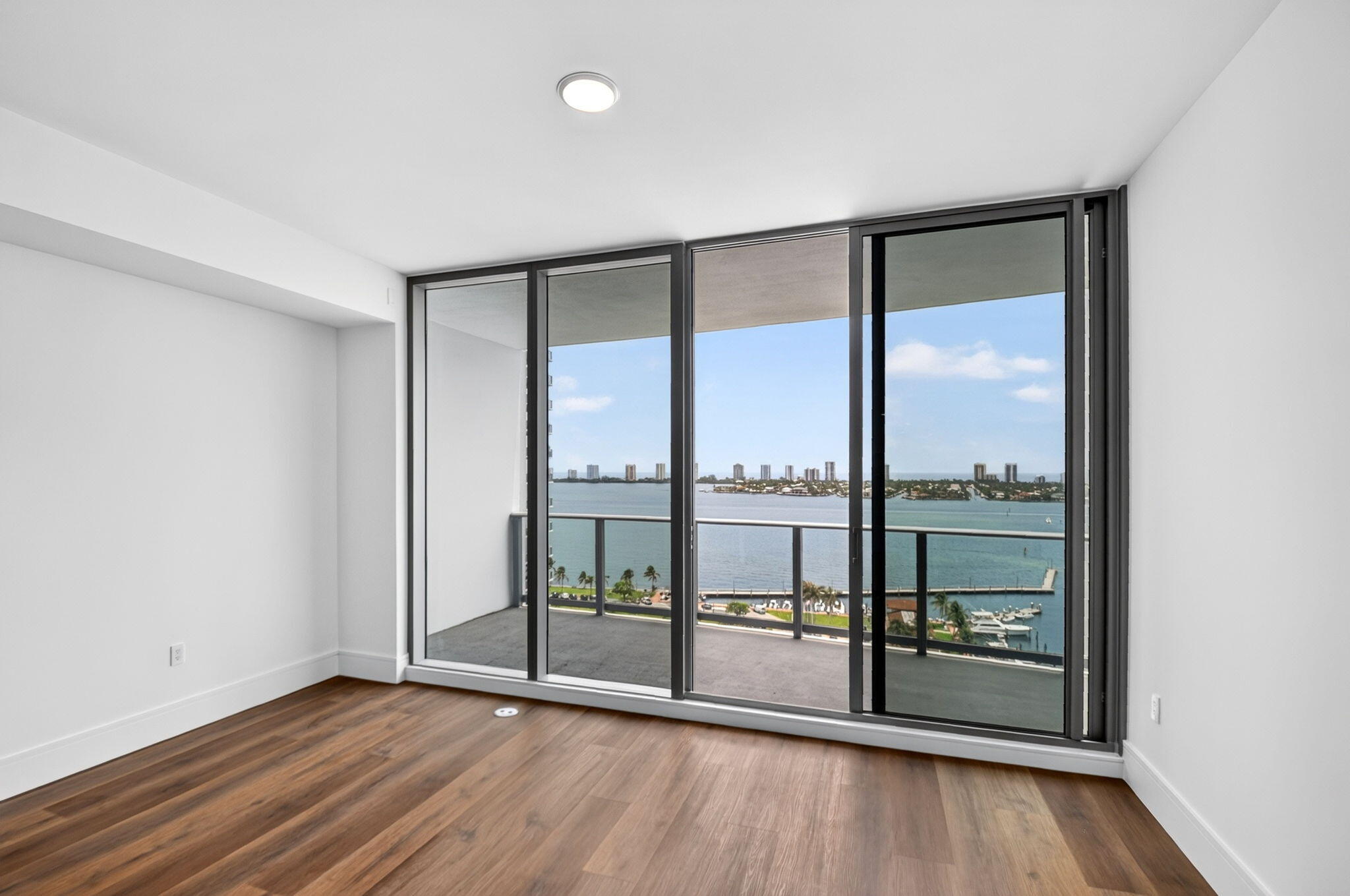 220 Lake Shore #1506, Lake Park FL 33403