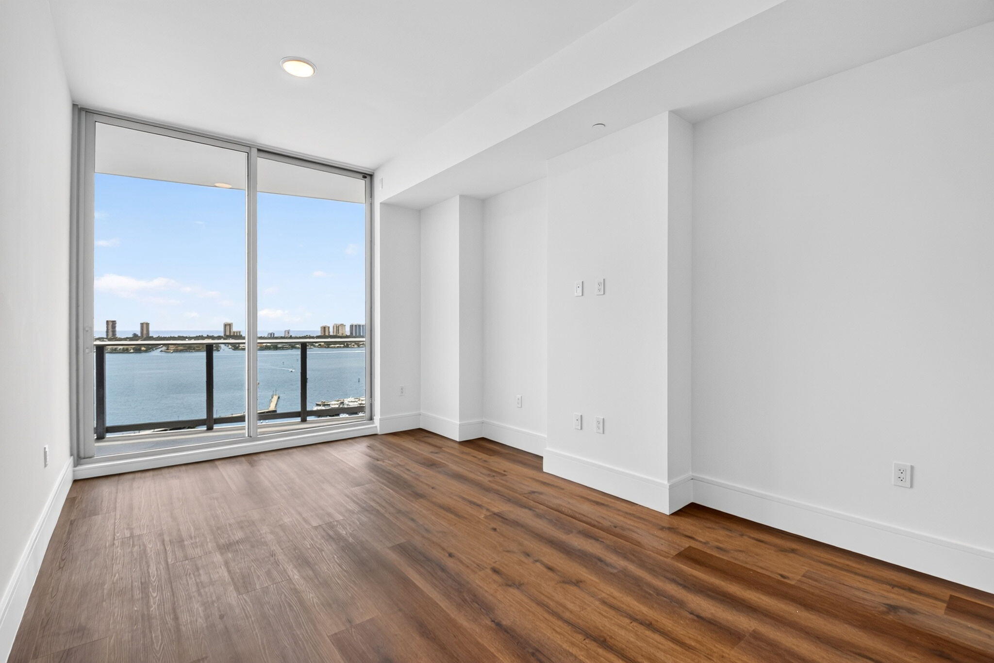220 Lake Shore #1506, Lake Park FL 33403