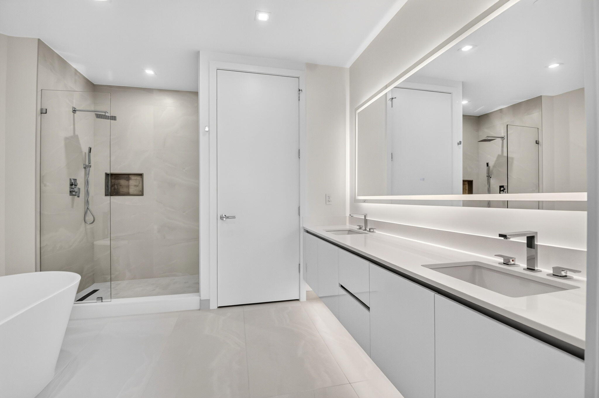 220 Lake Shore #1506, Lake Park FL 33403