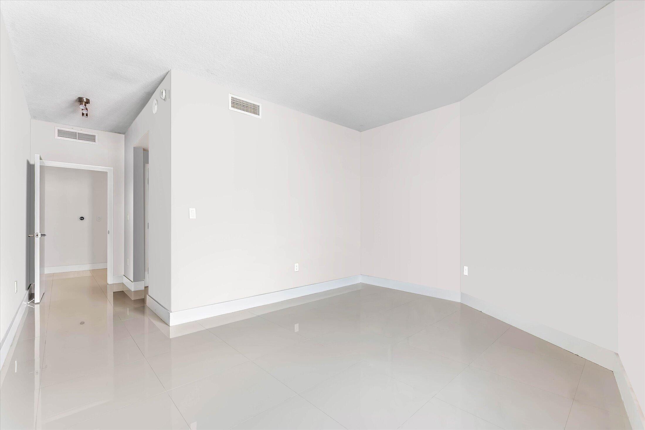 1900 N Bayshore #3702, Miami FL 33132