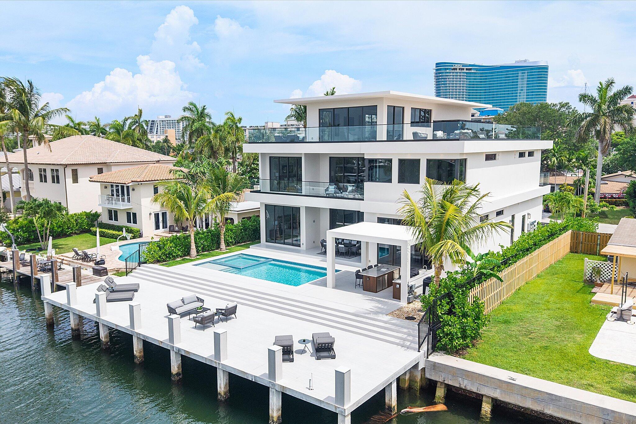 1607 SE 14th, Fort Lauderdale FL 33316