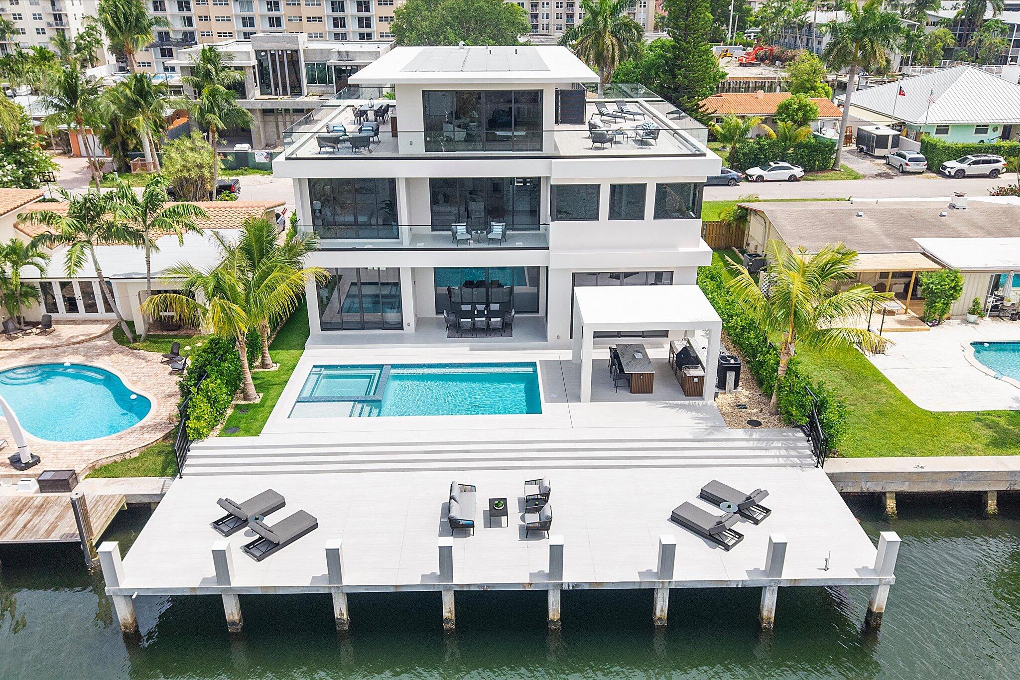 1607 SE 14th, Fort Lauderdale FL 33316