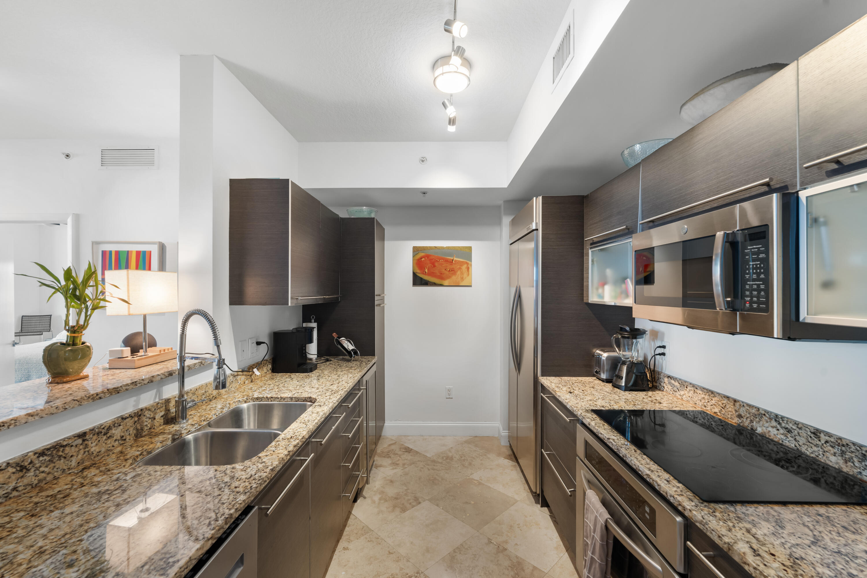 550 Okeechobee #1407, West Palm Beach FL 33401