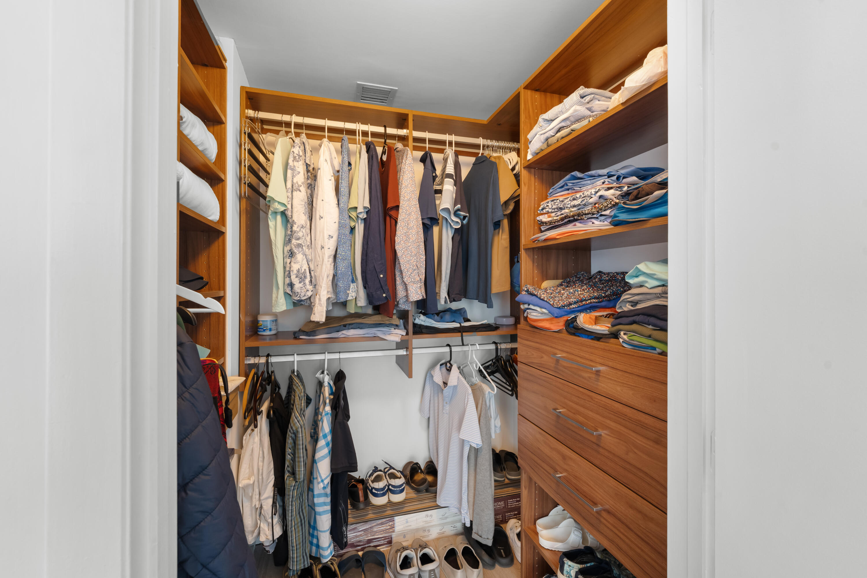 550 Okeechobee #1407, West Palm Beach FL 33401