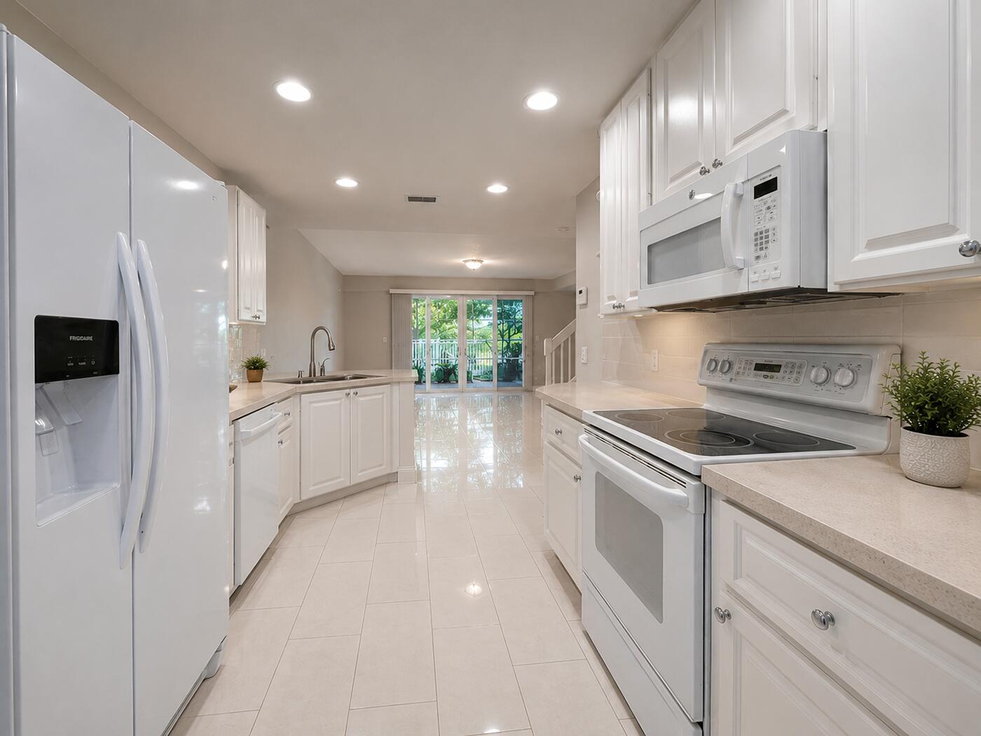 436 Capistrano, Palm Beach Gardens FL 33410