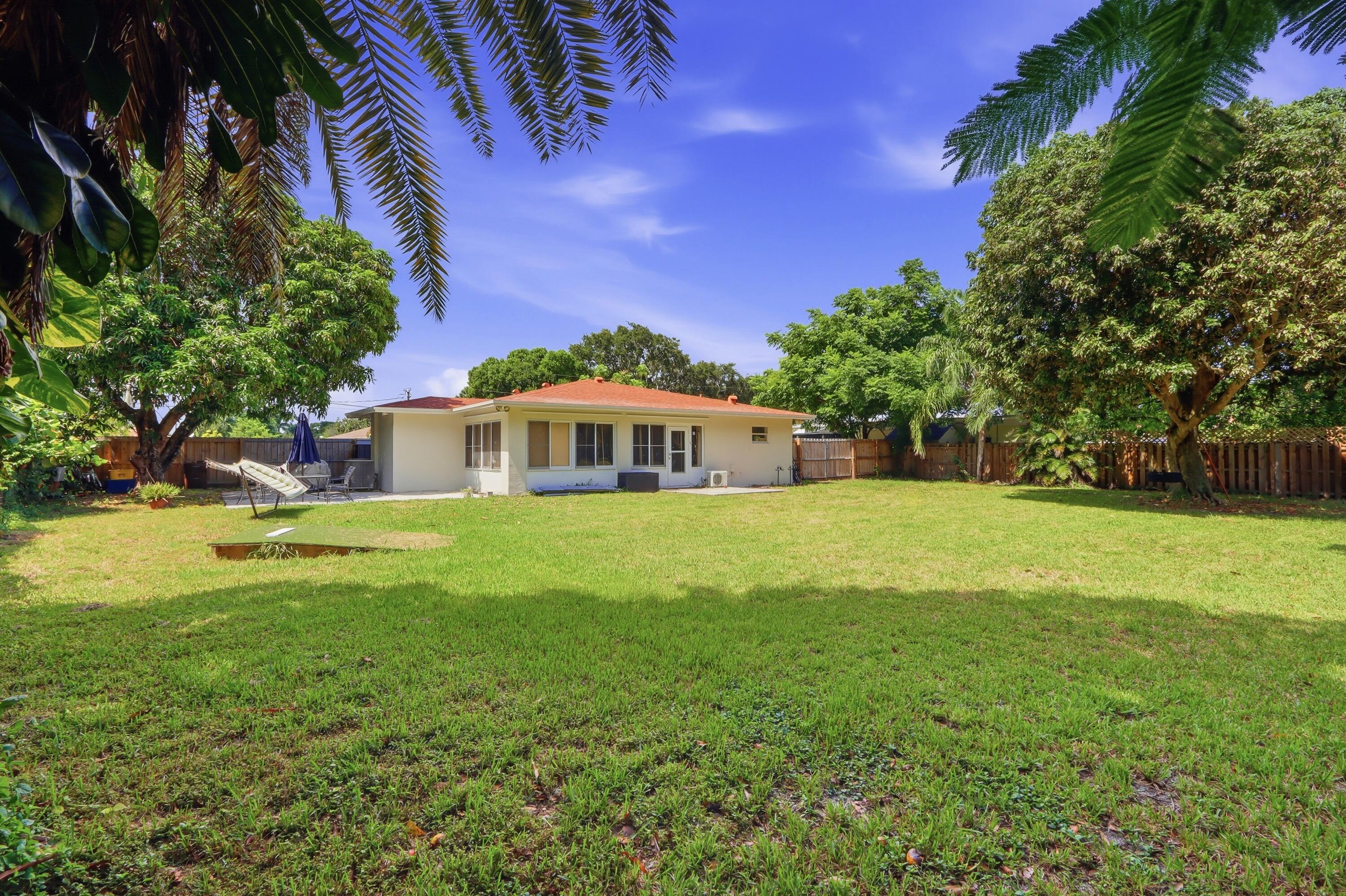 1900 Carissa, Lake Clarke Shores FL 33406
