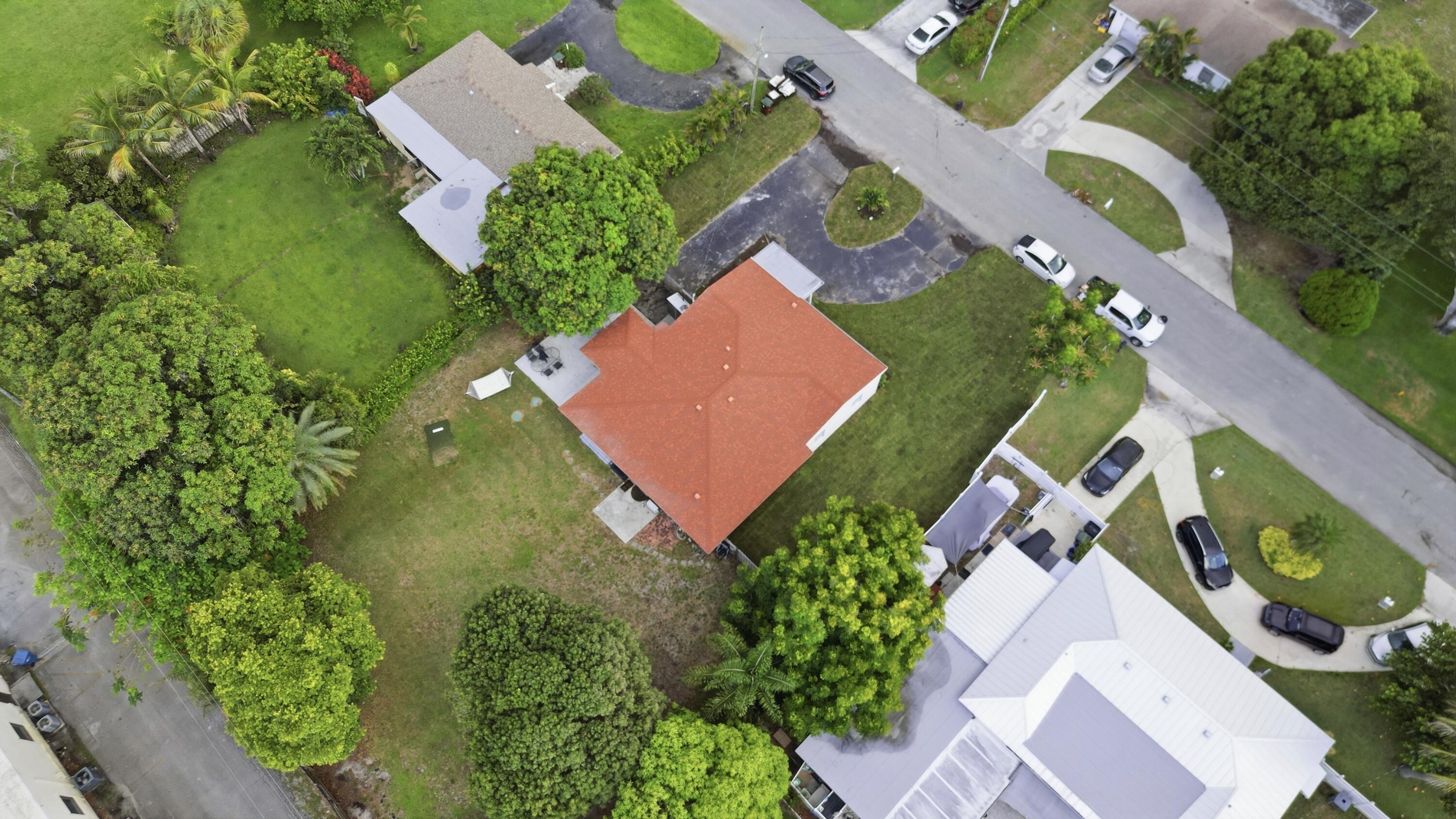 1900 Carissa, Lake Clarke Shores FL 33406