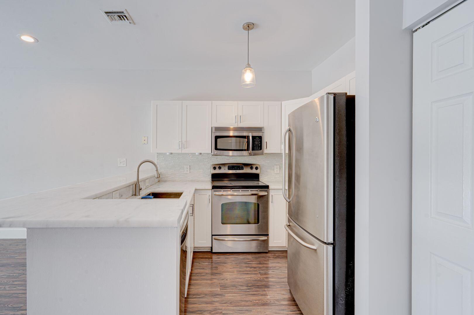 804 SW 4th, Fort Lauderdale FL 33315