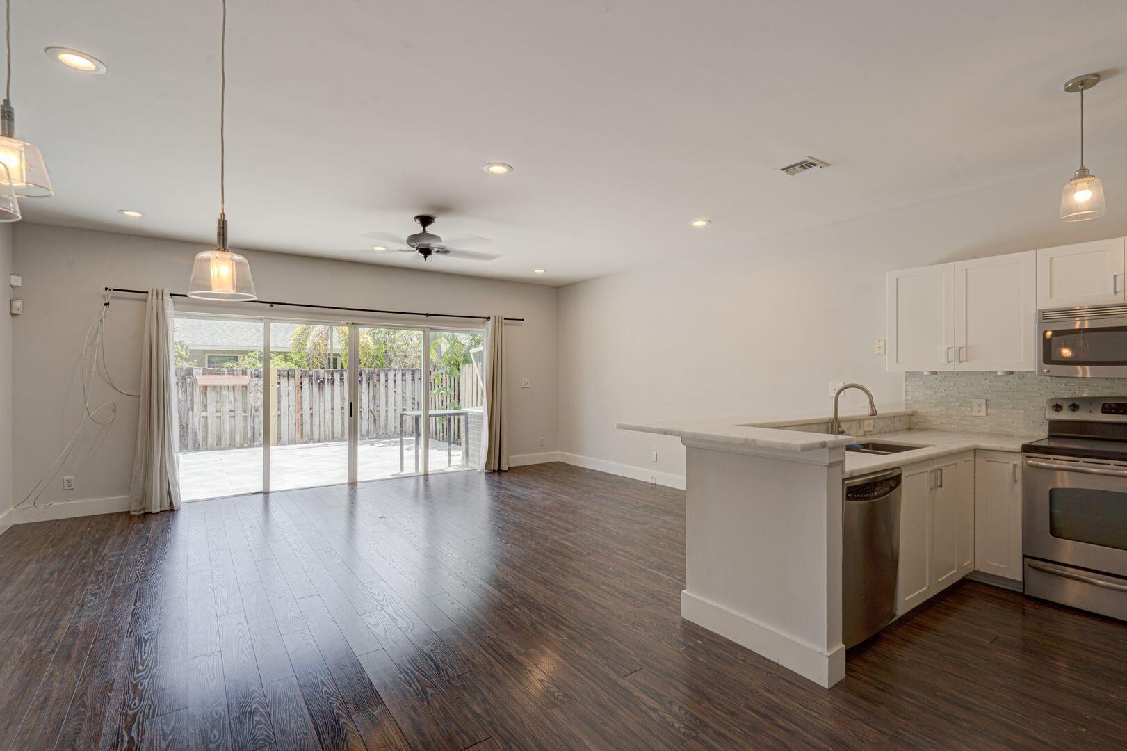 804 SW 4th, Fort Lauderdale FL 33315