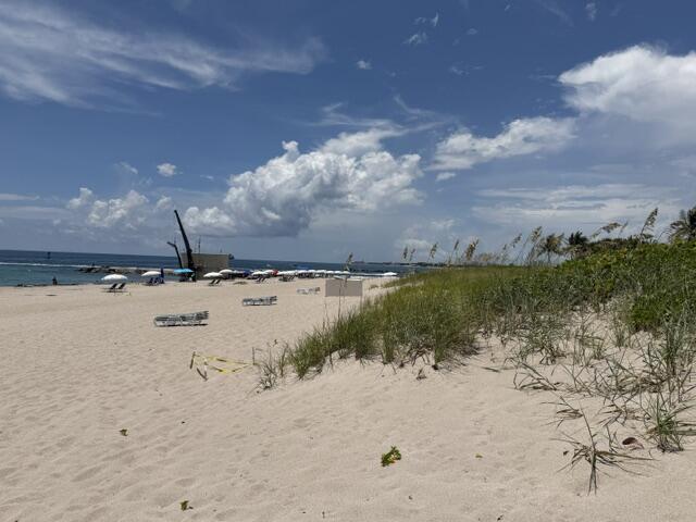 33 S Ocean #108, Palm Beach Shores FL 33404