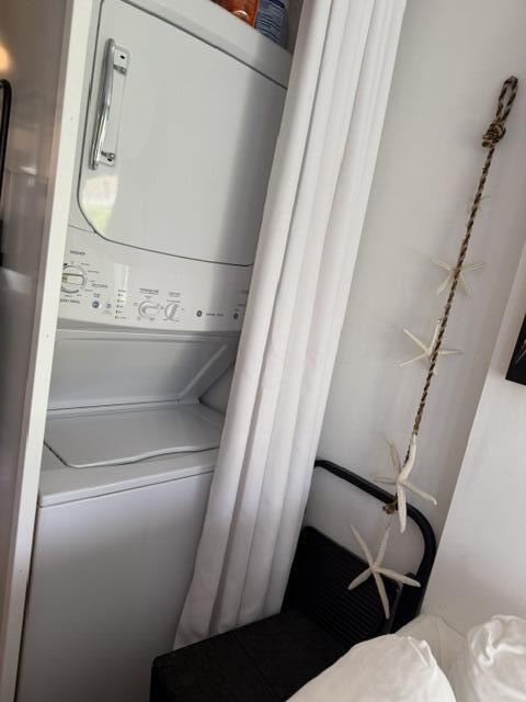 33 S Ocean #108, Palm Beach Shores FL 33404