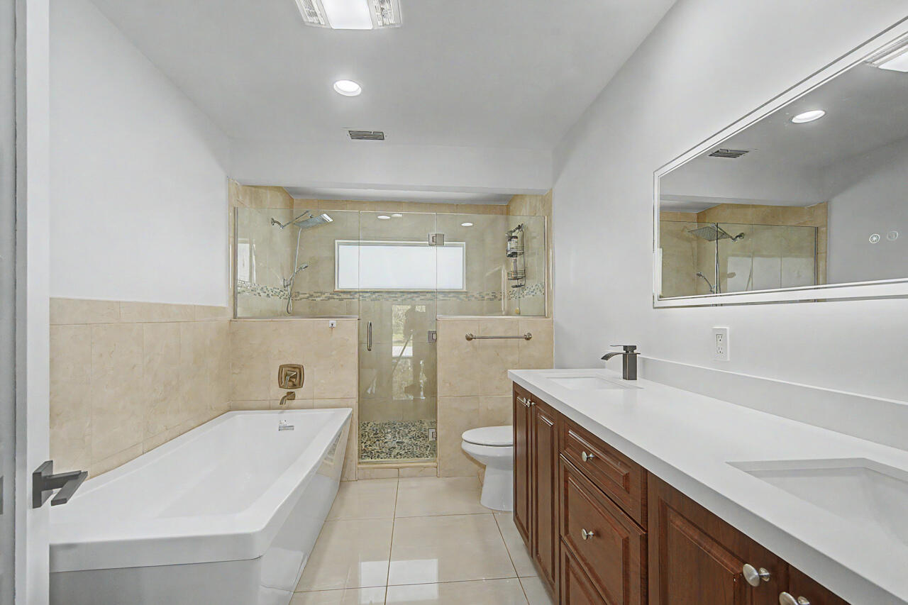 5707 White Hickory, Tamarac FL 33319