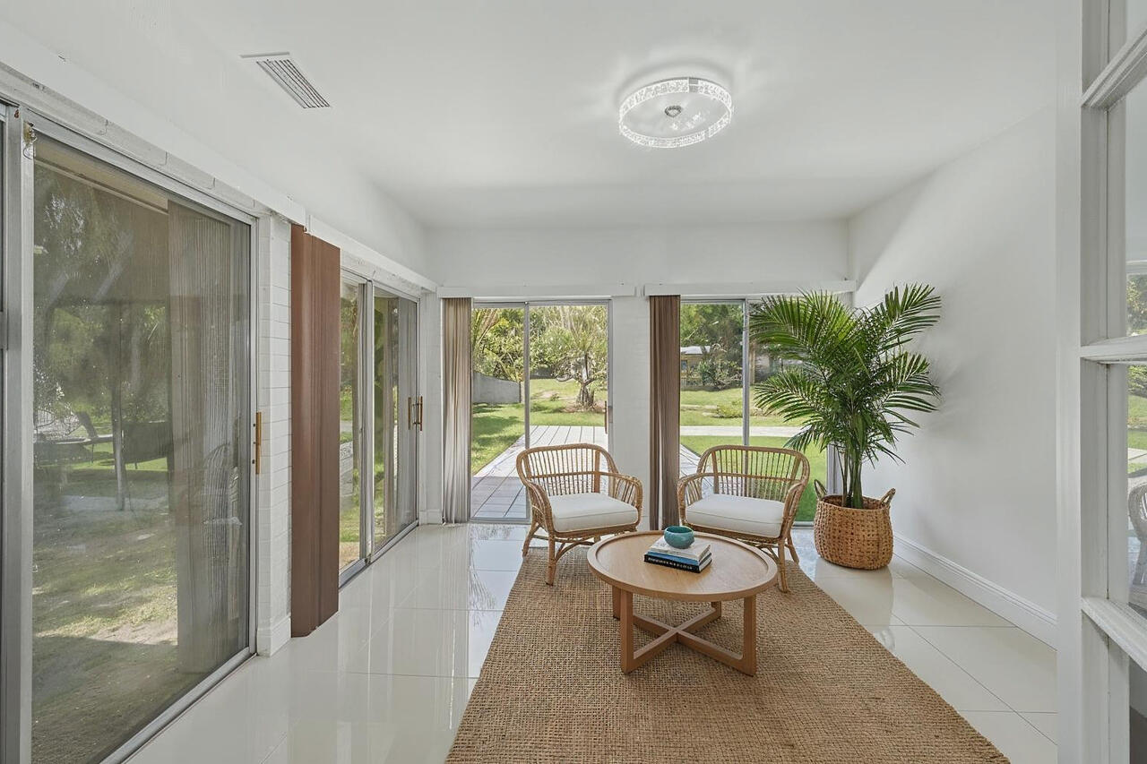5707 White Hickory, Tamarac FL 33319