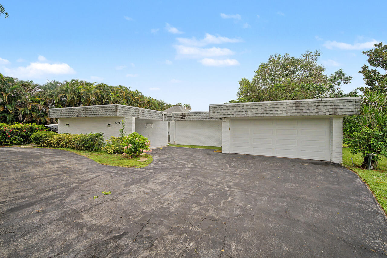 5707 White Hickory, Tamarac FL 33319