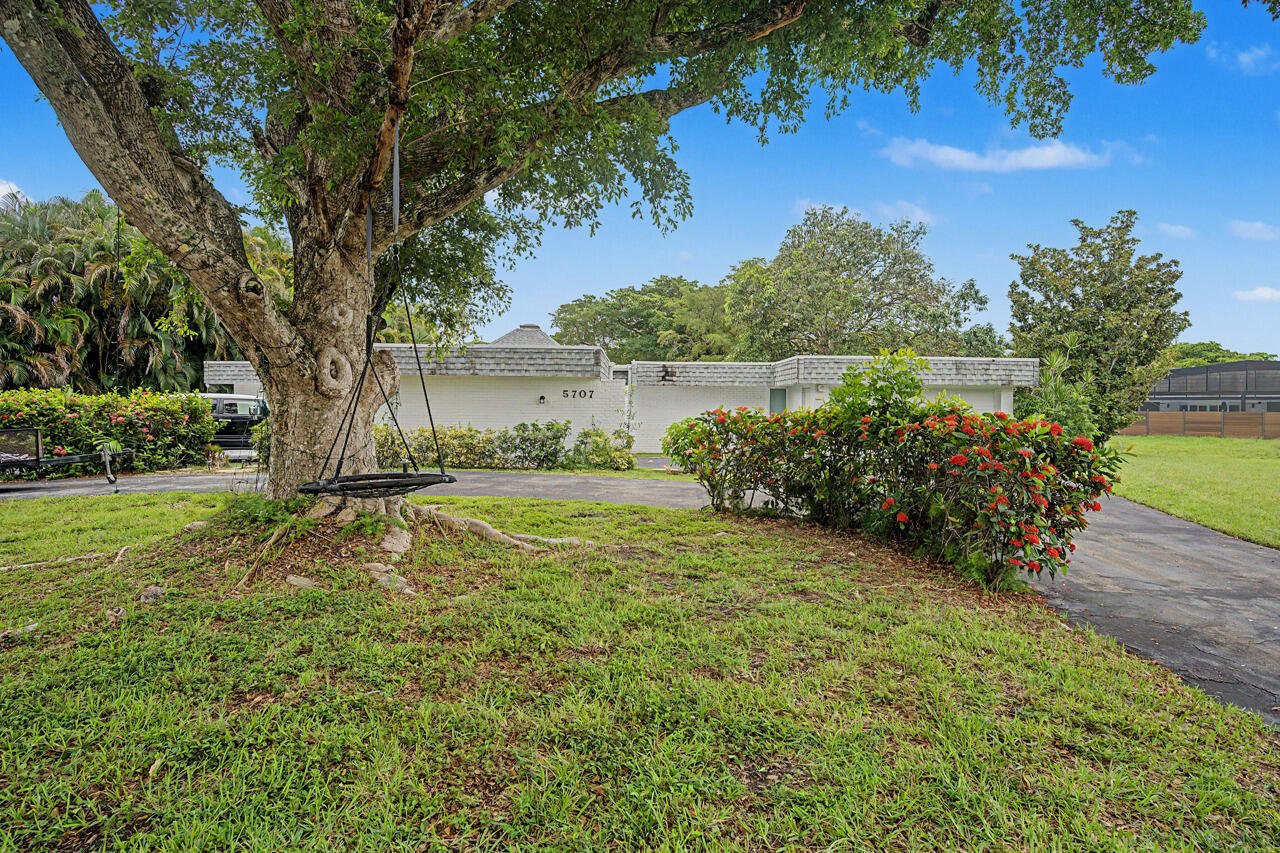 5707 White Hickory, Tamarac FL 33319