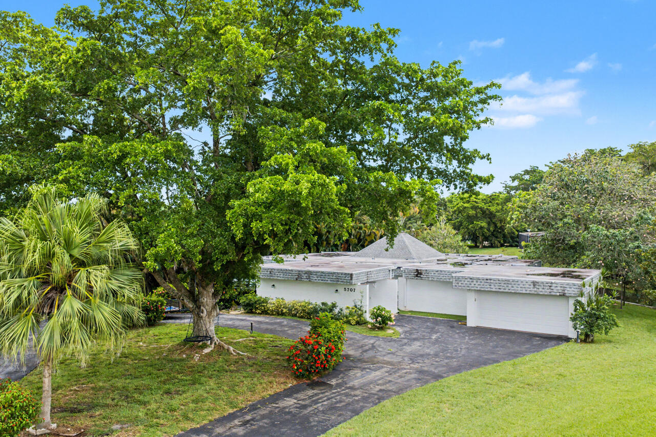 5707 White Hickory, Tamarac FL 33319