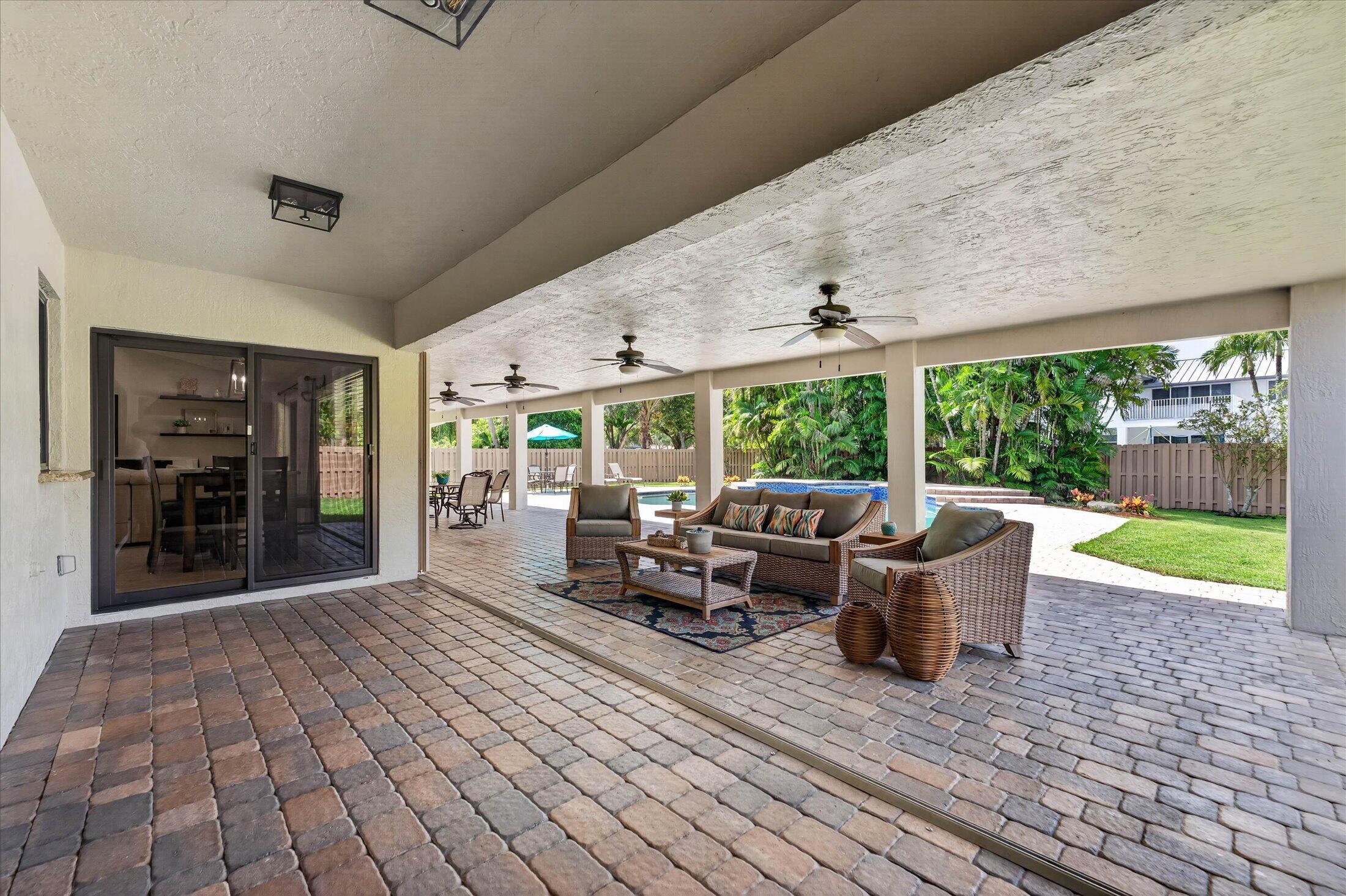 20250 NW 5th, Pembroke Pines FL 33029
