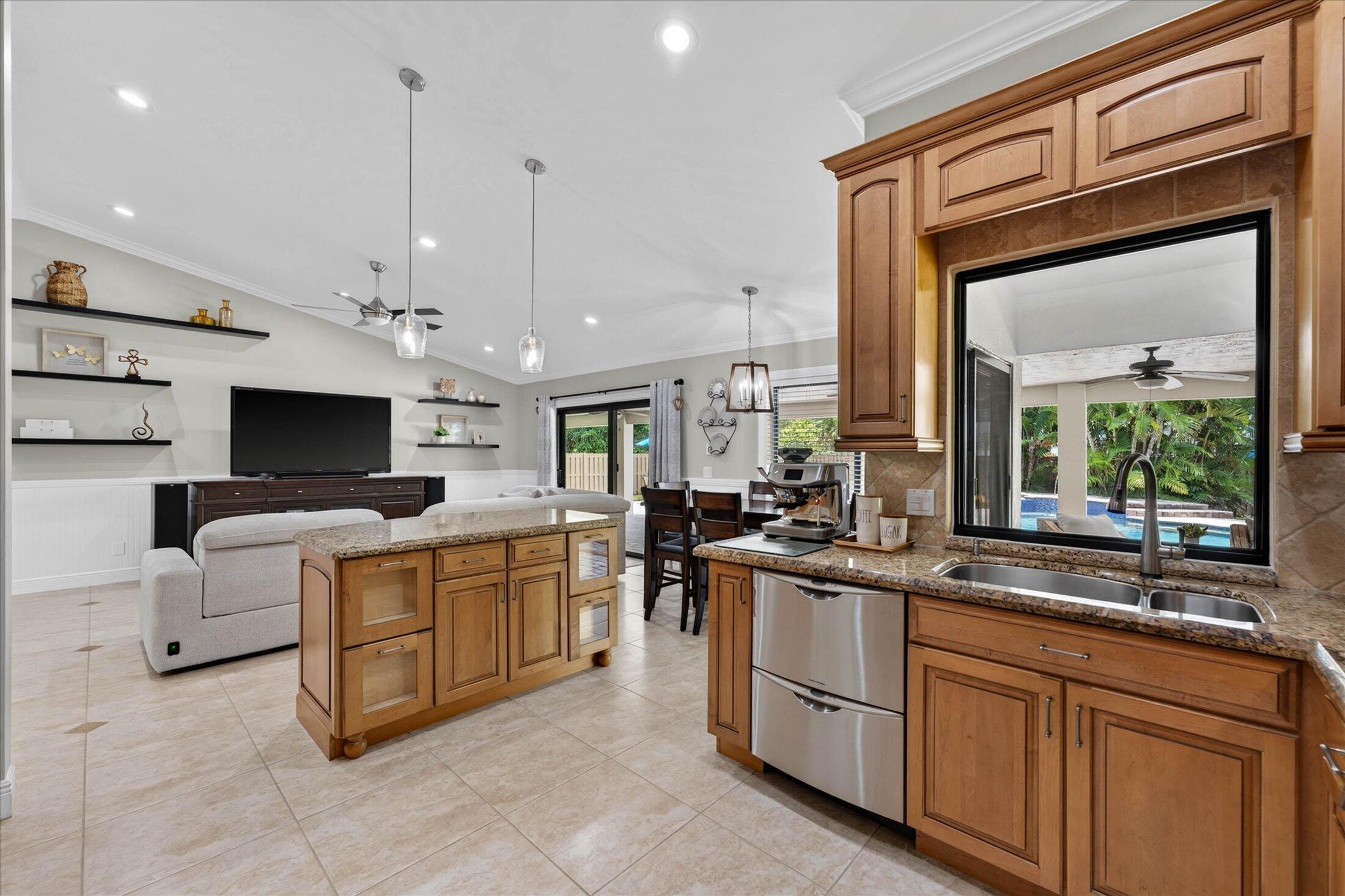 20250 NW 5th, Pembroke Pines FL 33029