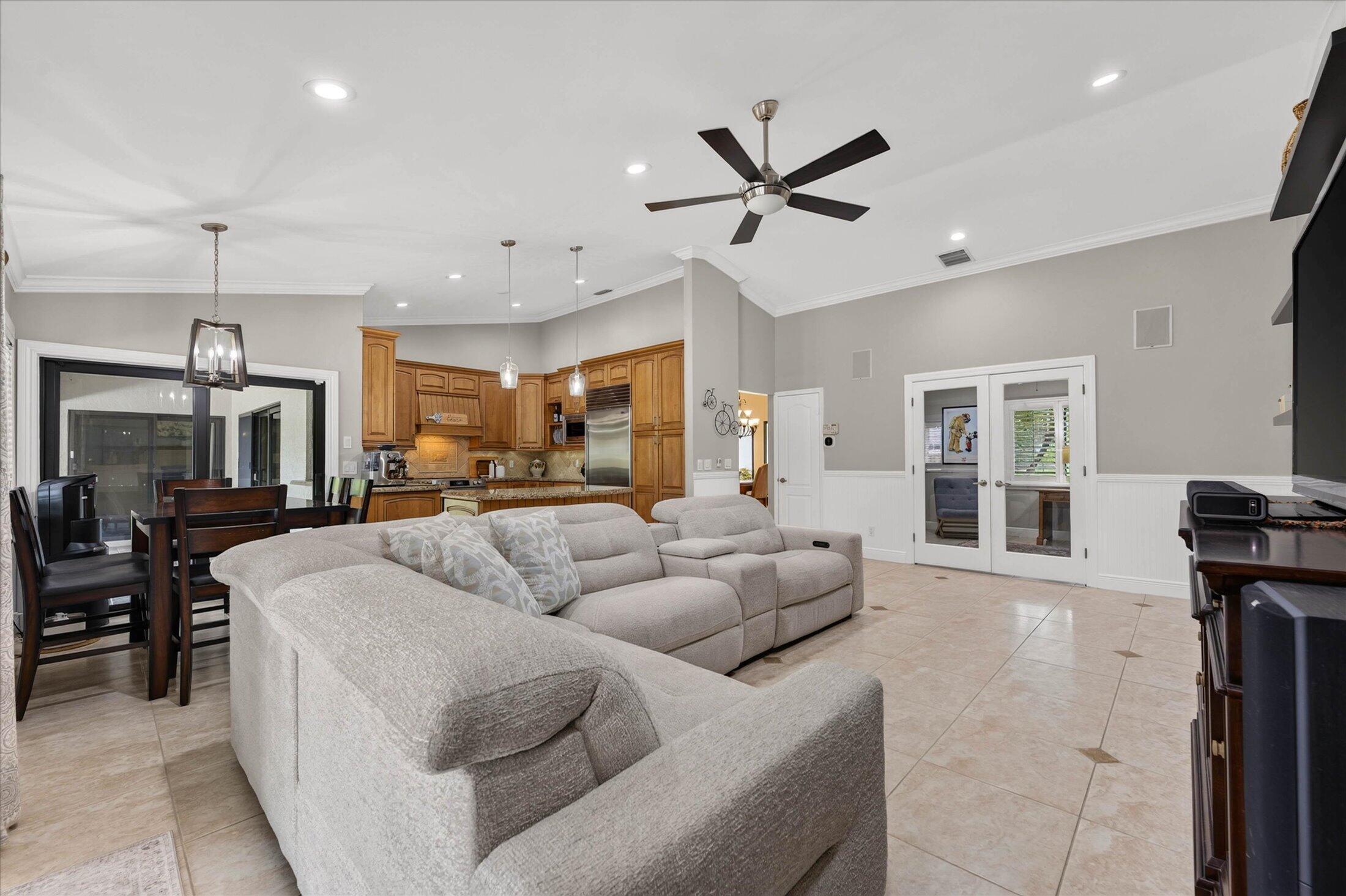 20250 NW 5th, Pembroke Pines FL 33029