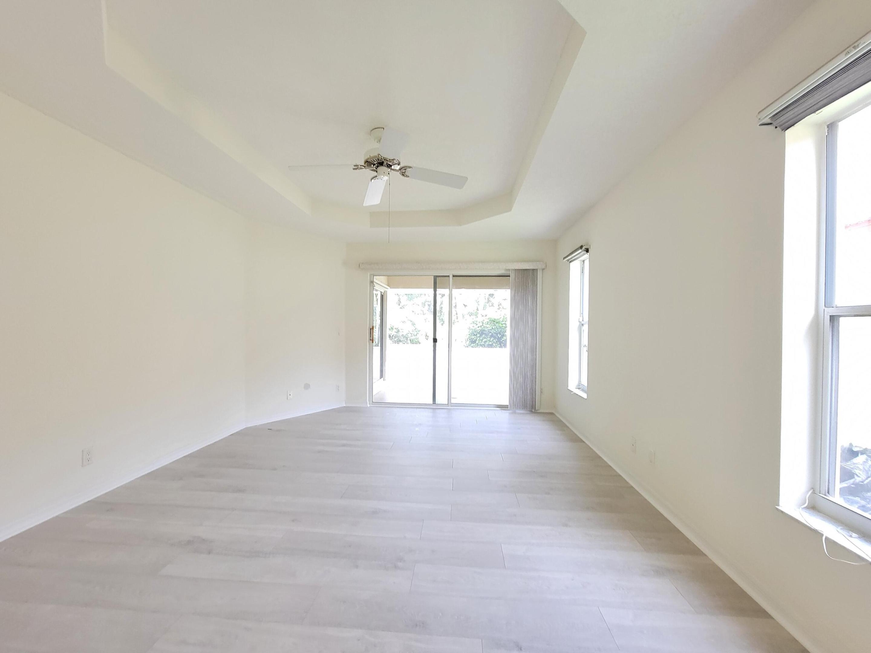 3041 Casa Rio, Riviera Beach FL 33418