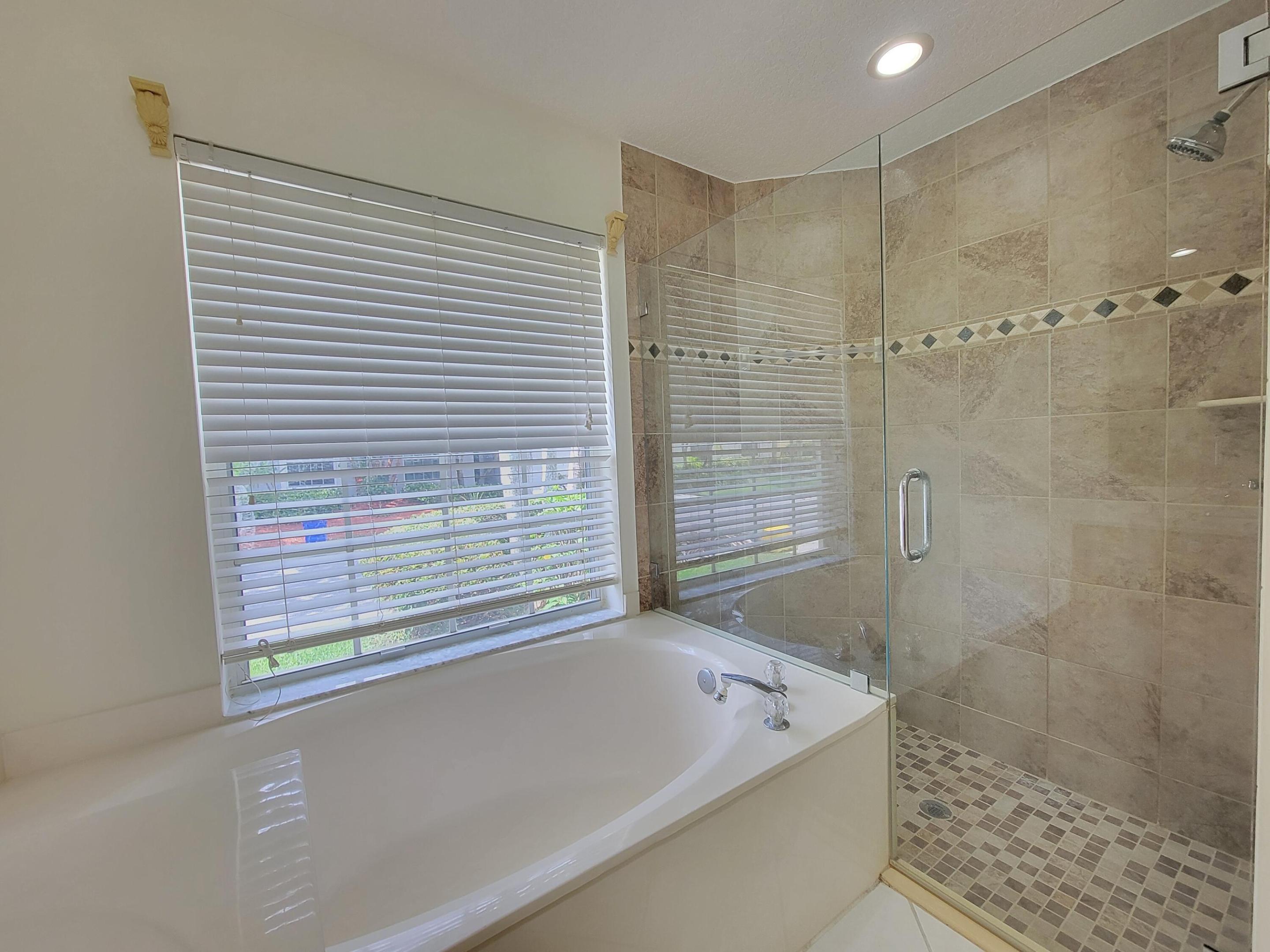 3041 Casa Rio, Riviera Beach FL 33418