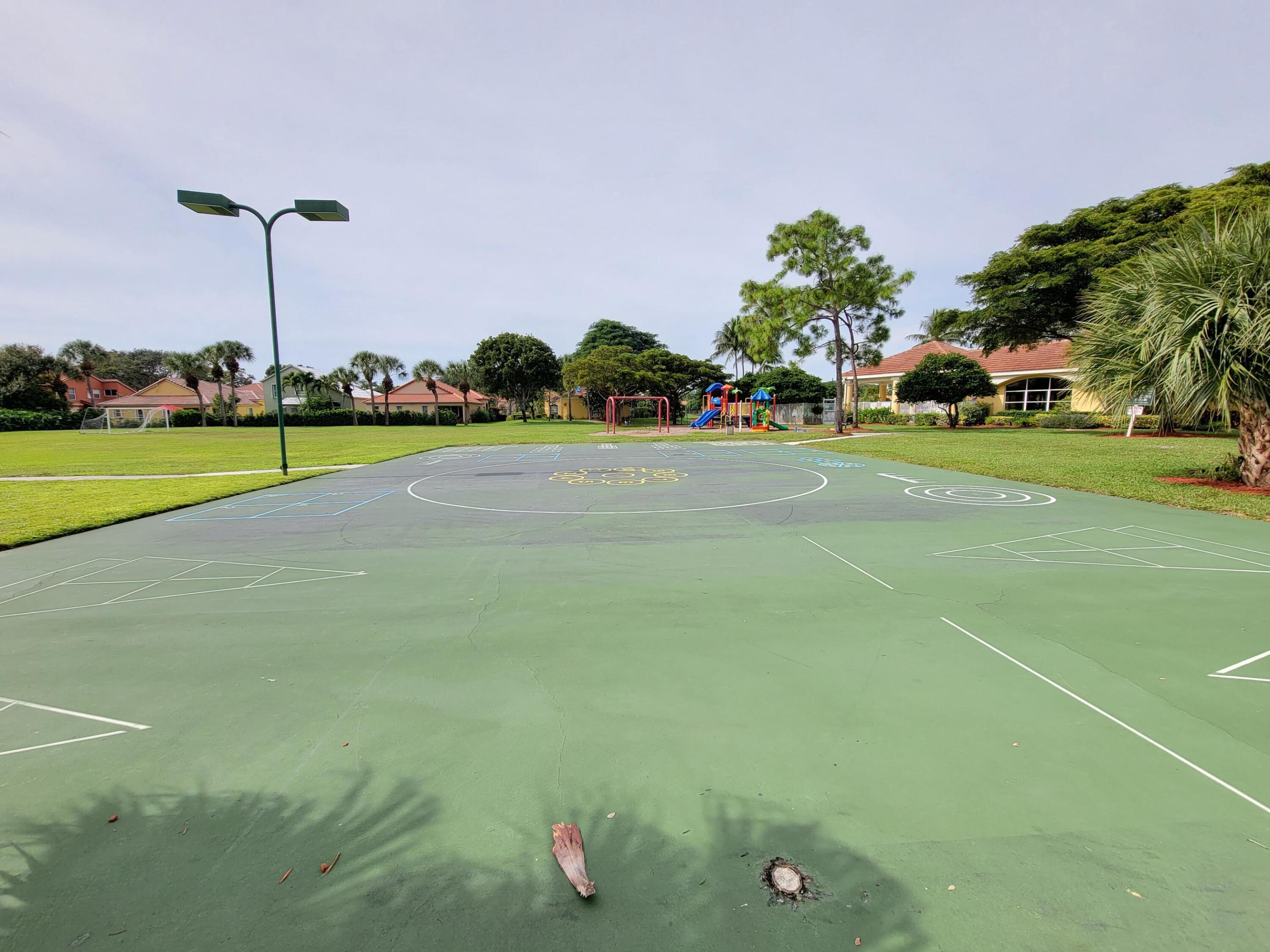3041 Casa Rio, Riviera Beach FL 33418