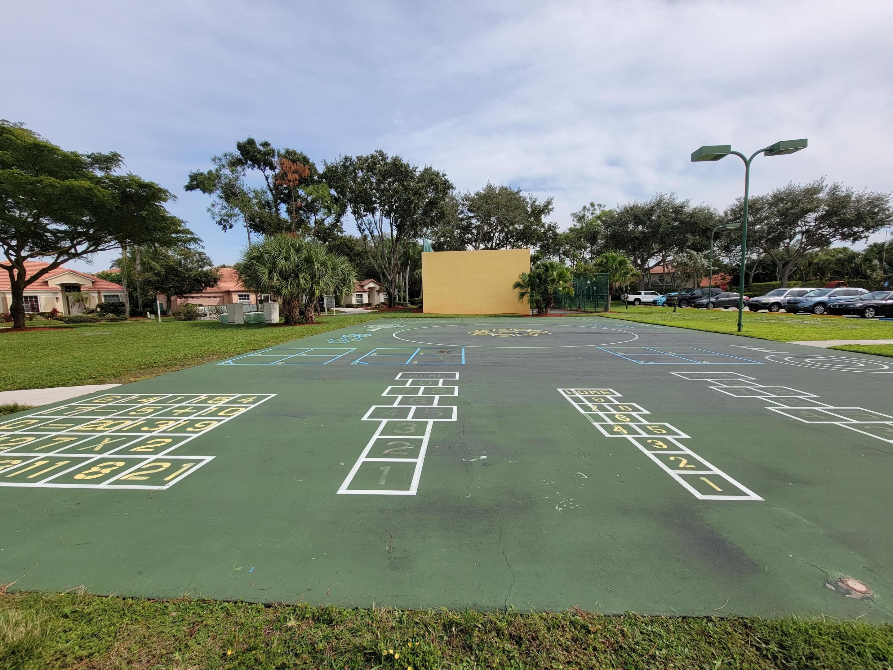 3041 Casa Rio, Riviera Beach FL 33418