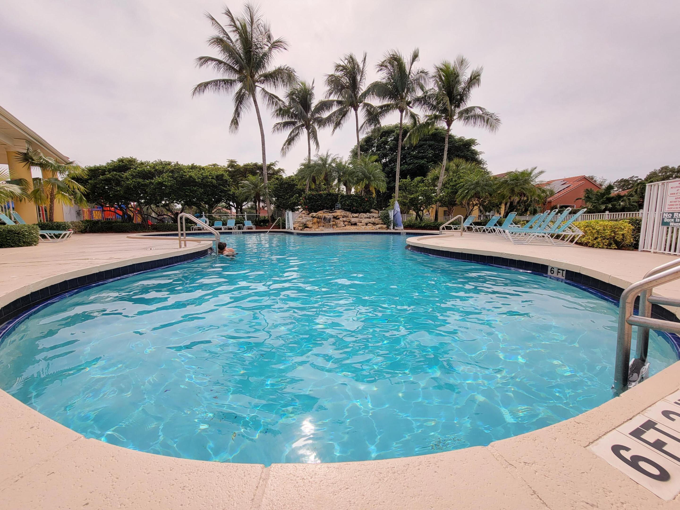 3041 Casa Rio, Riviera Beach FL 33418