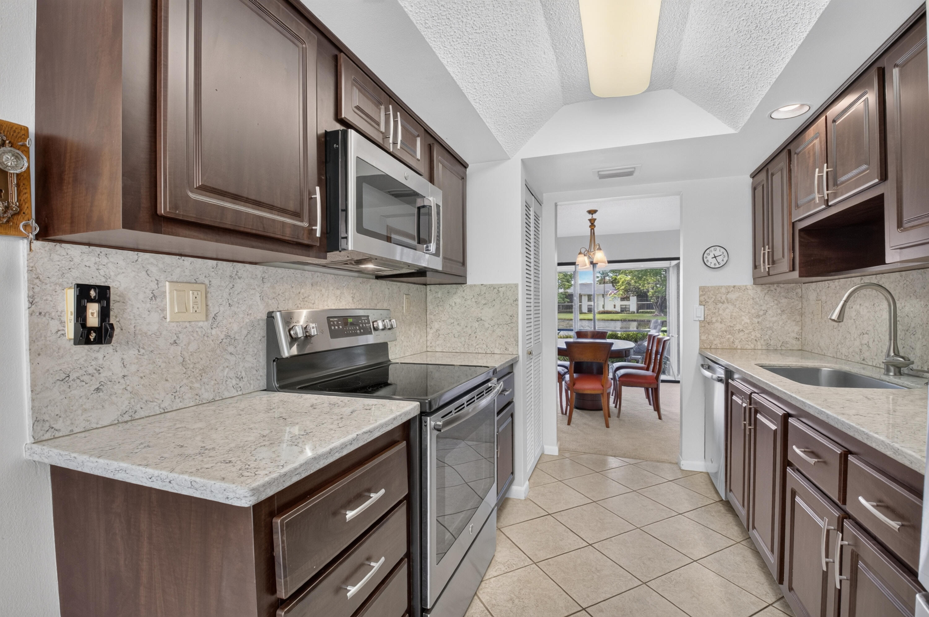6800 Willow Wood #905, Boca Raton FL 33434