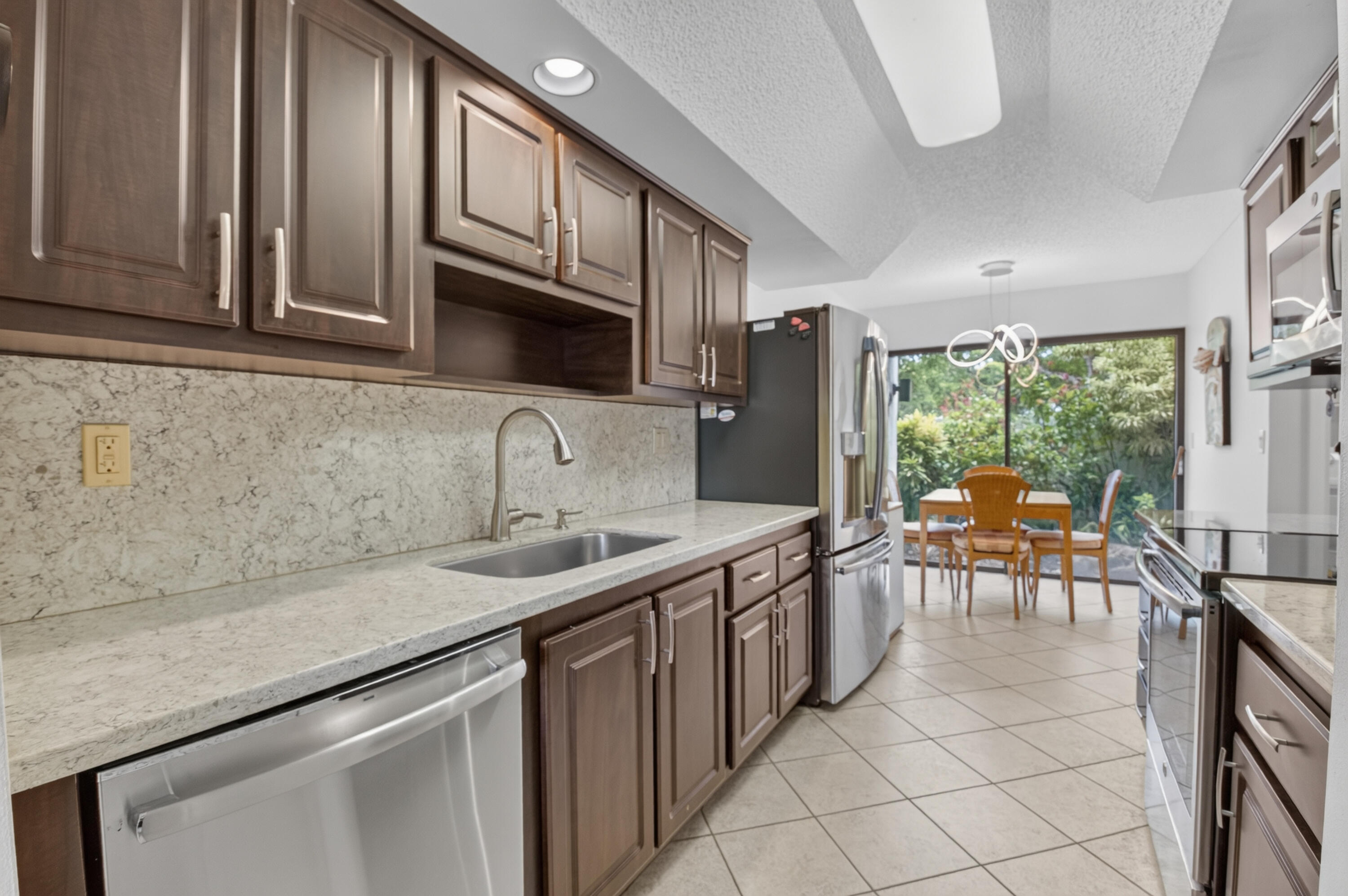 6800 Willow Wood #905, Boca Raton FL 33434