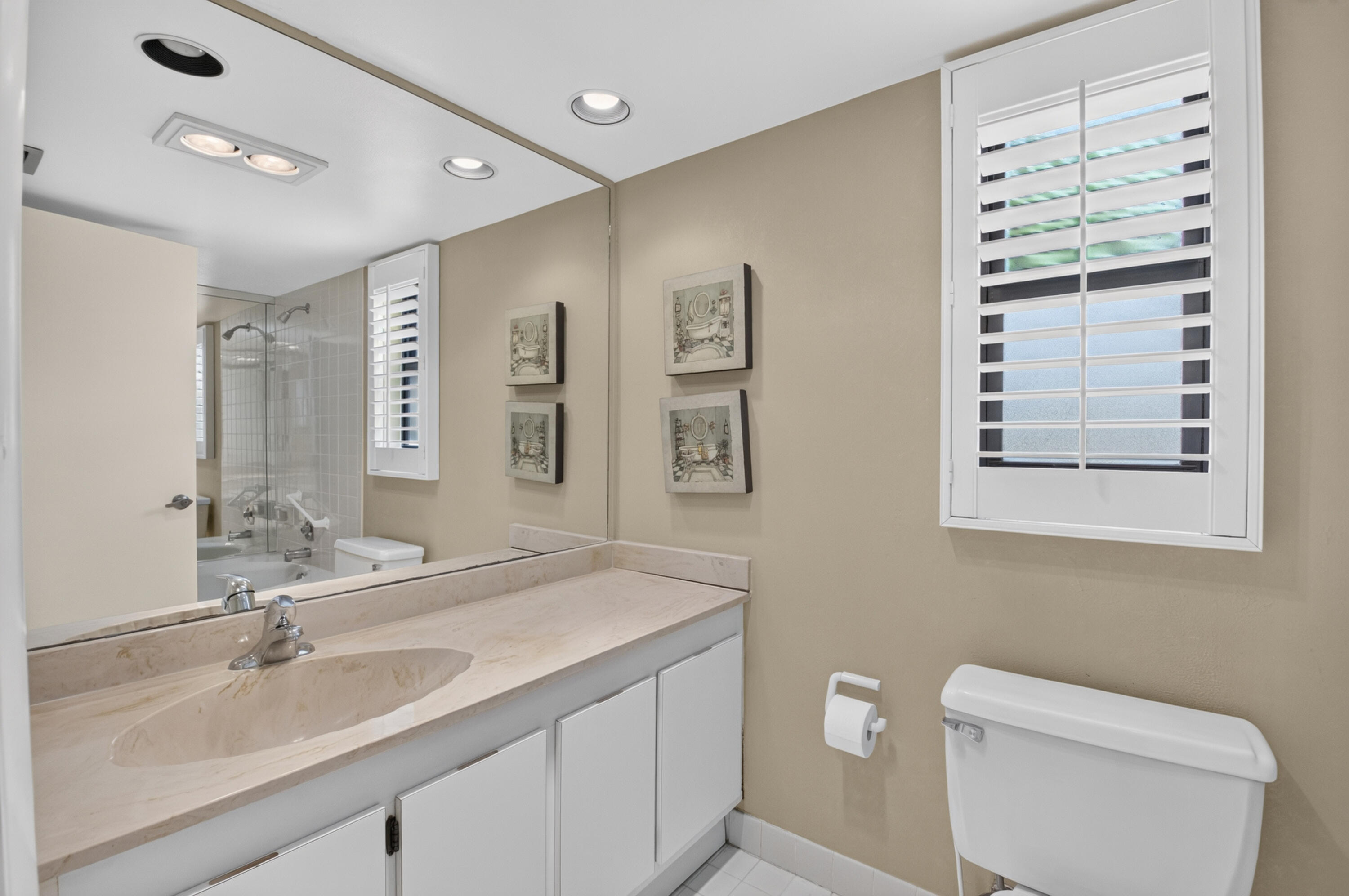 6800 Willow Wood #905, Boca Raton FL 33434