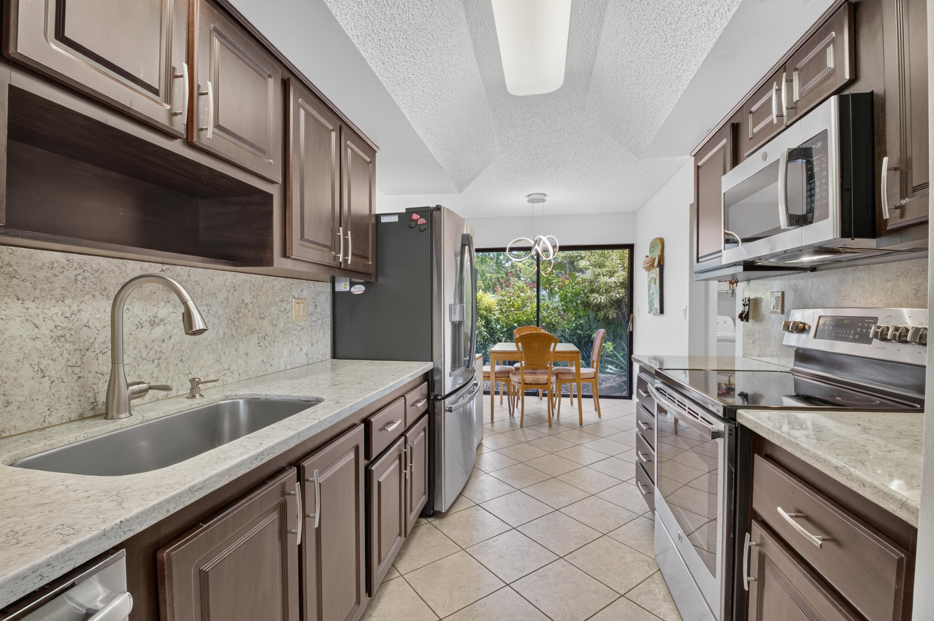 6800 Willow Wood #905, Boca Raton FL 33434