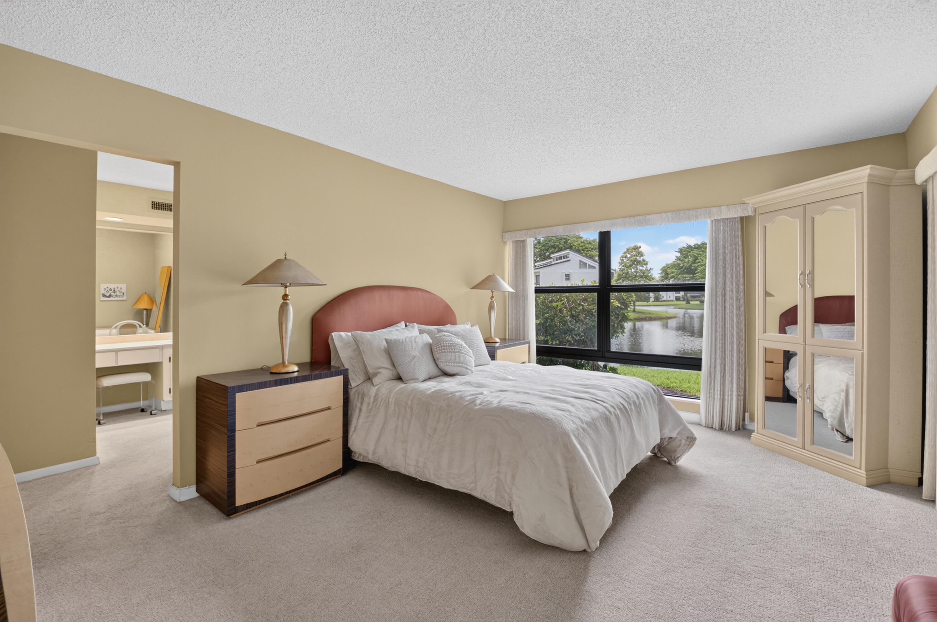 6800 Willow Wood #905, Boca Raton FL 33434