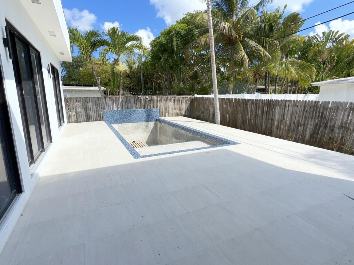 1781 NE 18th, Fort Lauderdale FL 33305