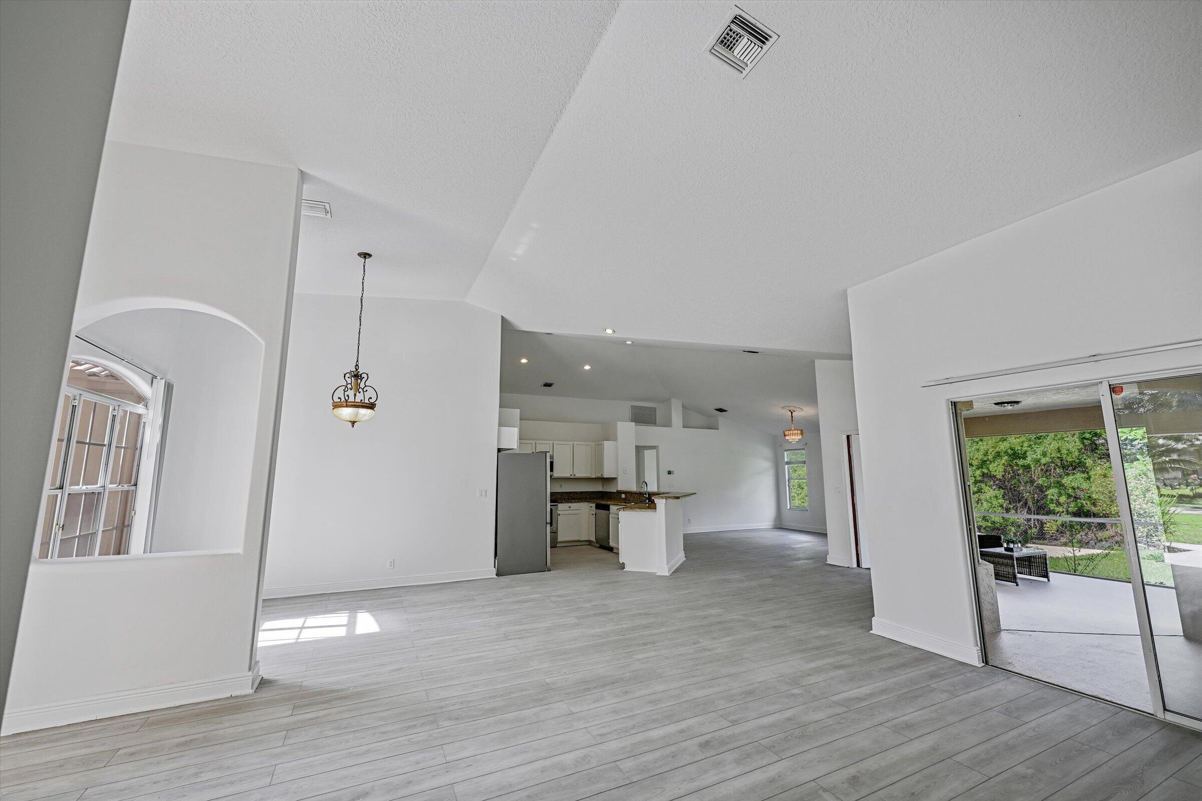 8671 155th, Palm Beach Gardens FL 33418